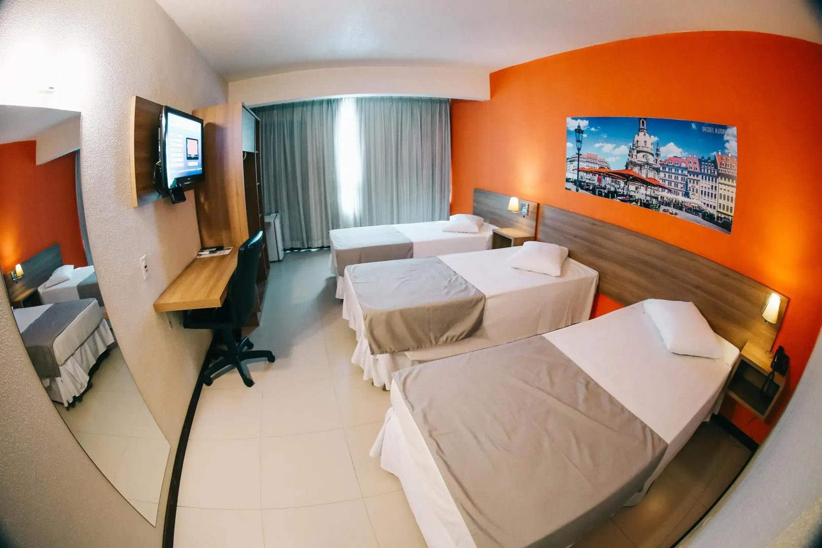 Tri Hotel Smart Criciuma