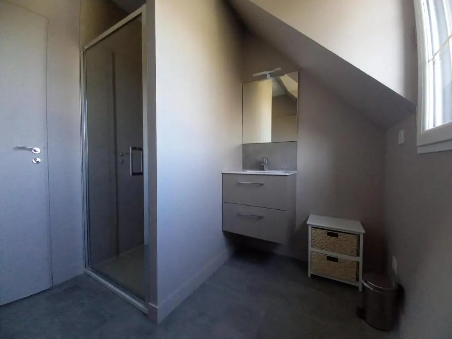 Les Lys (Adults Only)