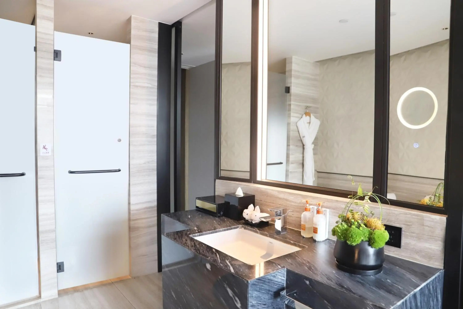 Crowne Plaza Wuzhen by IHG