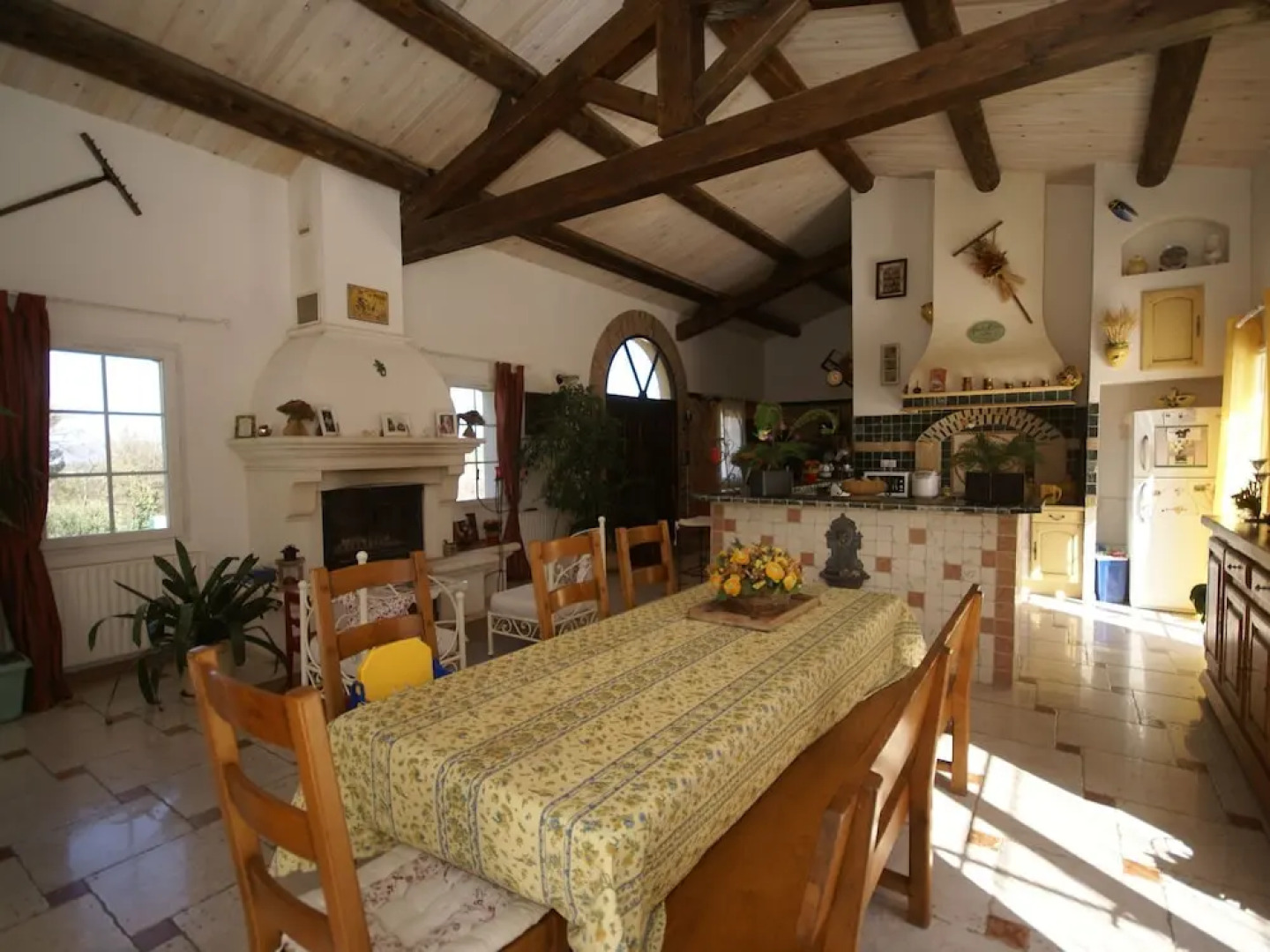 Idyllic Villa in Trets with Private Swimming Pool