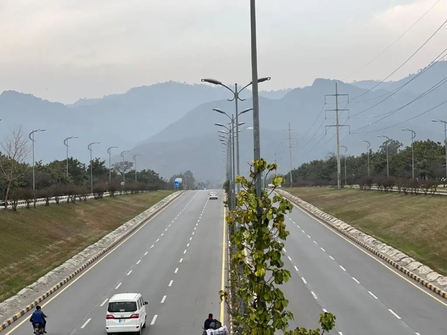 3 Bedroom House in main blue area f-6