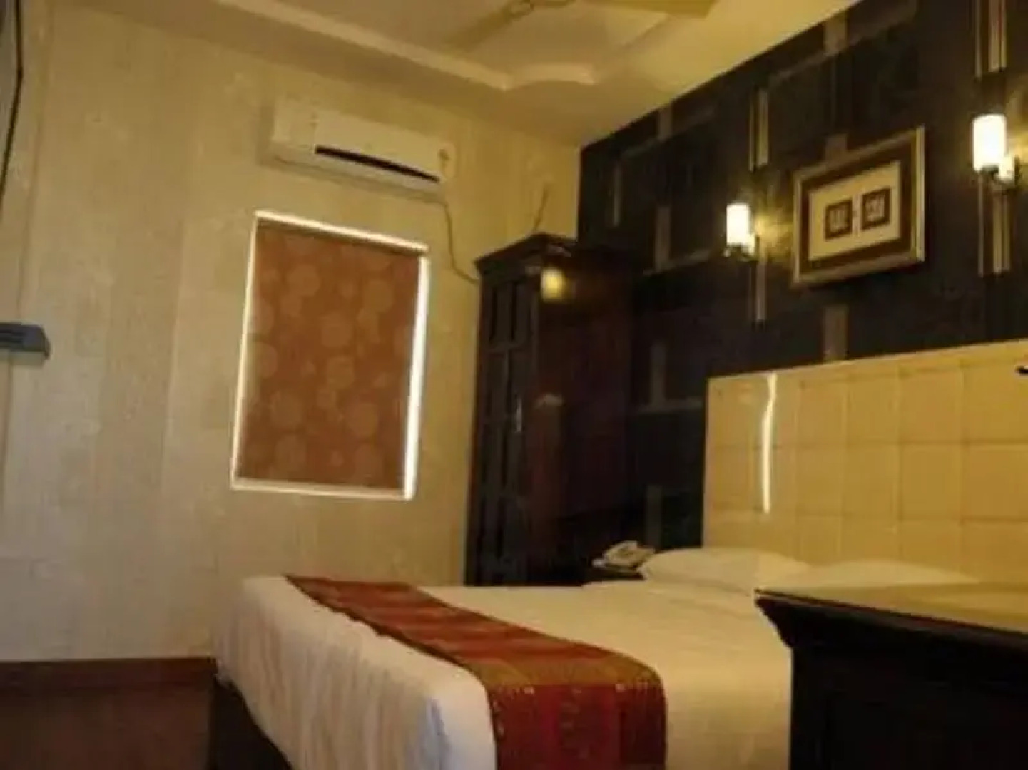 OYO Rooms Uttam Towers