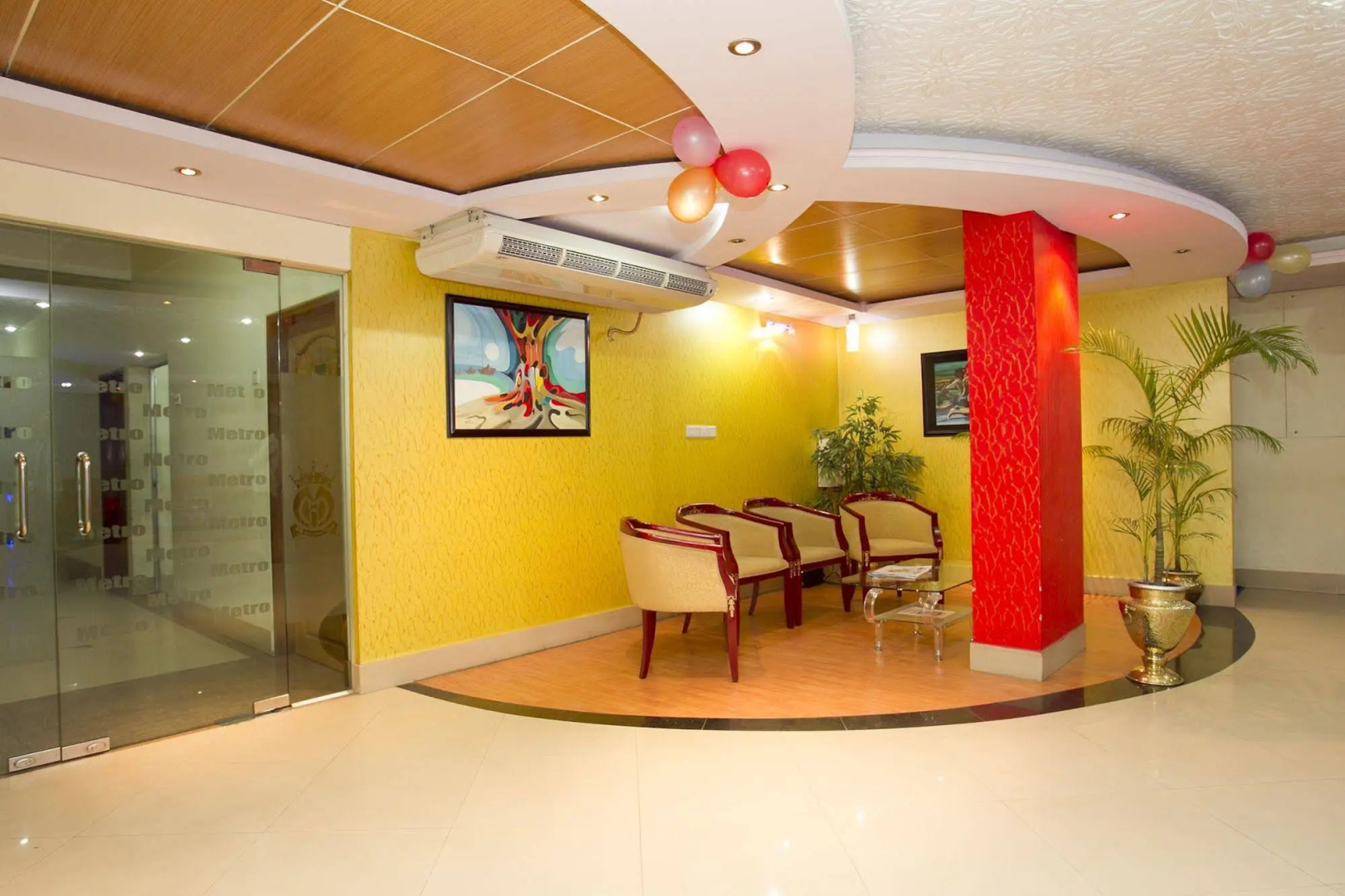Hotel Metro International