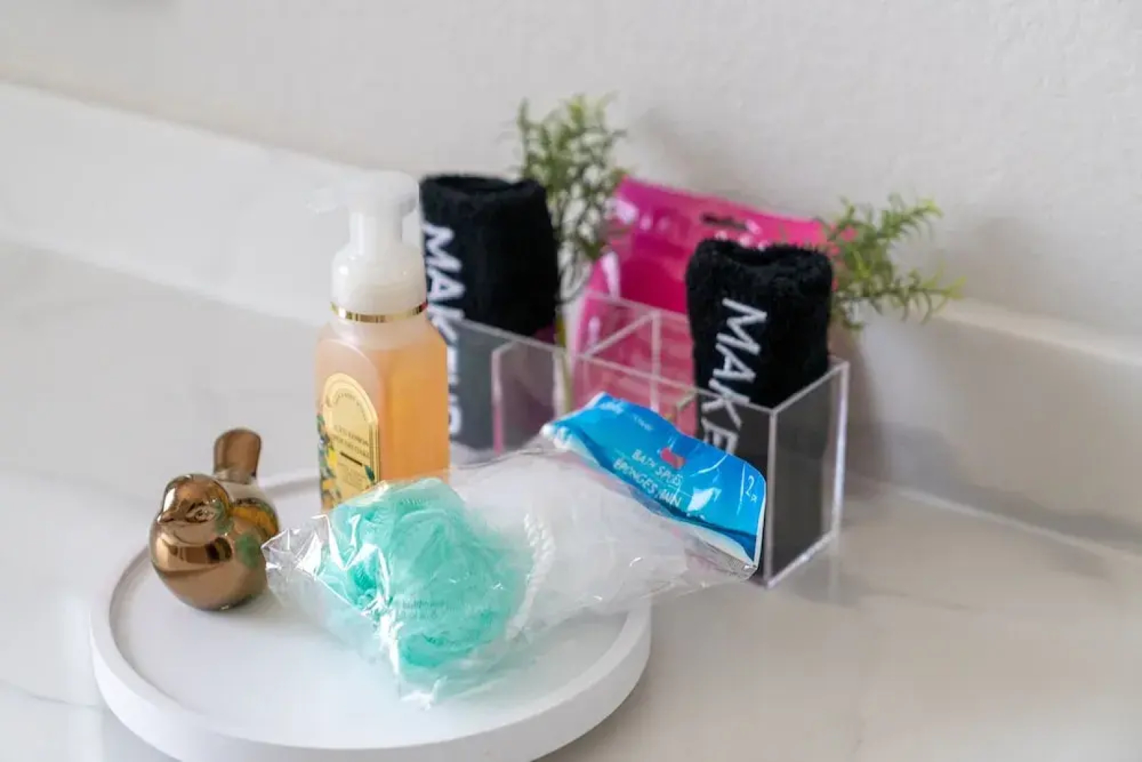 The Copper House 5 Bedroom Home by RedAwning