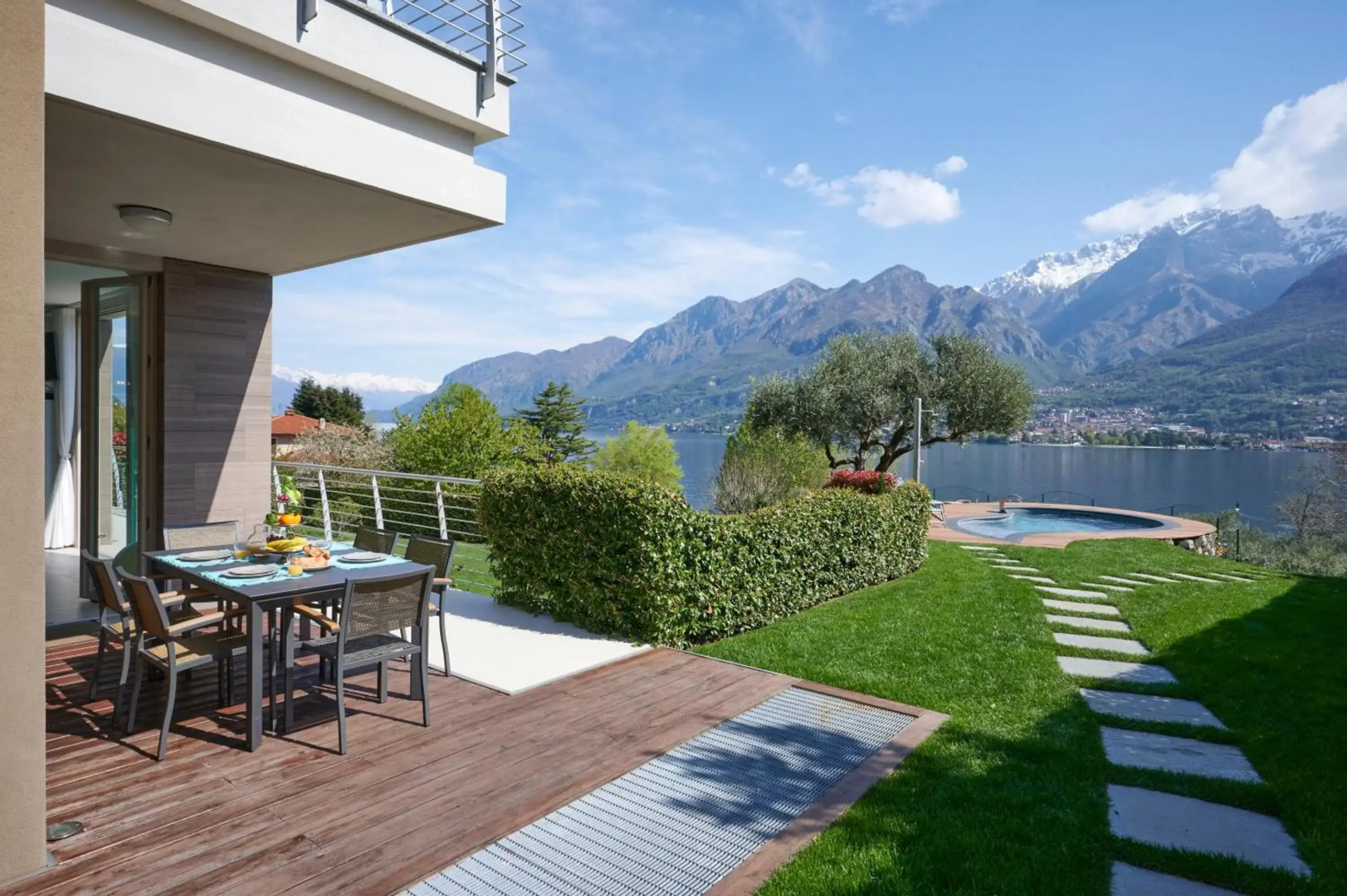 Villa Costanza-Private Seasonal Warm Pool and Sauna- Bellagio Village Residence