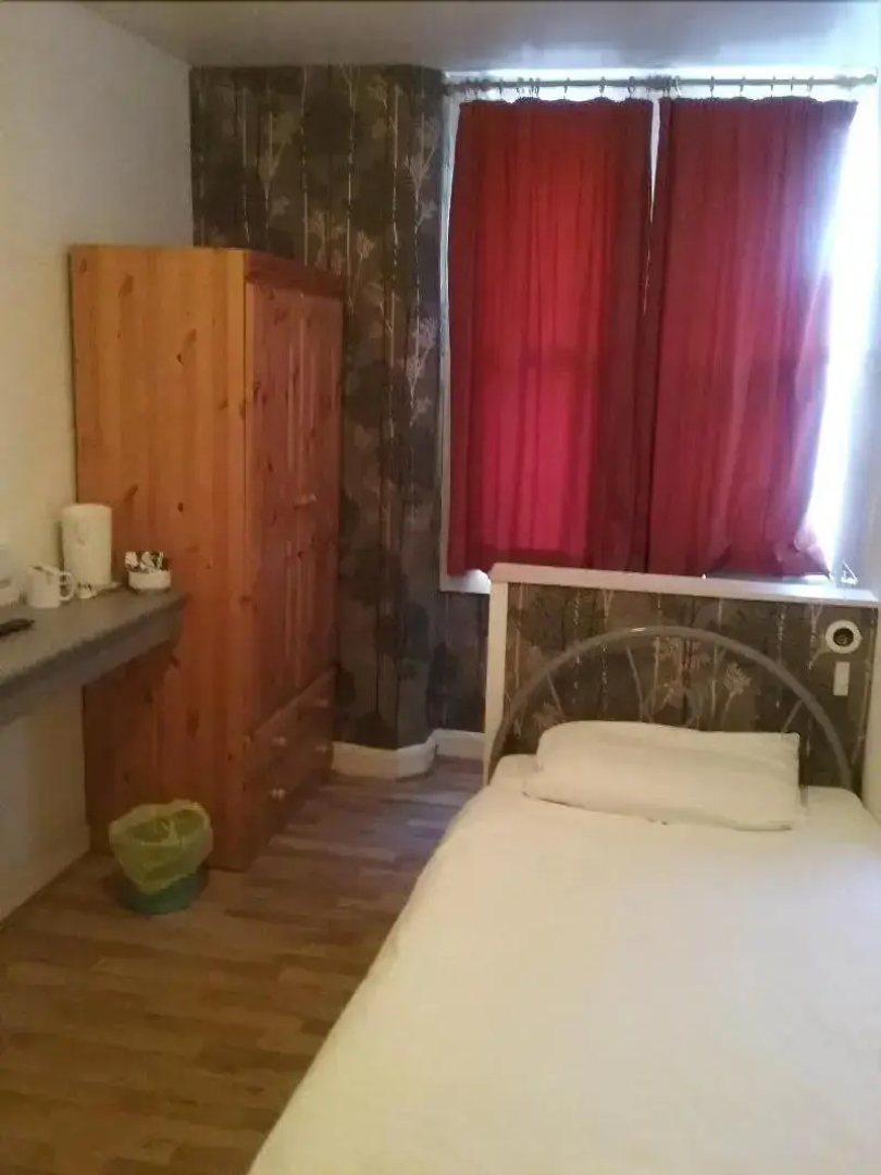 Victoria Hotel