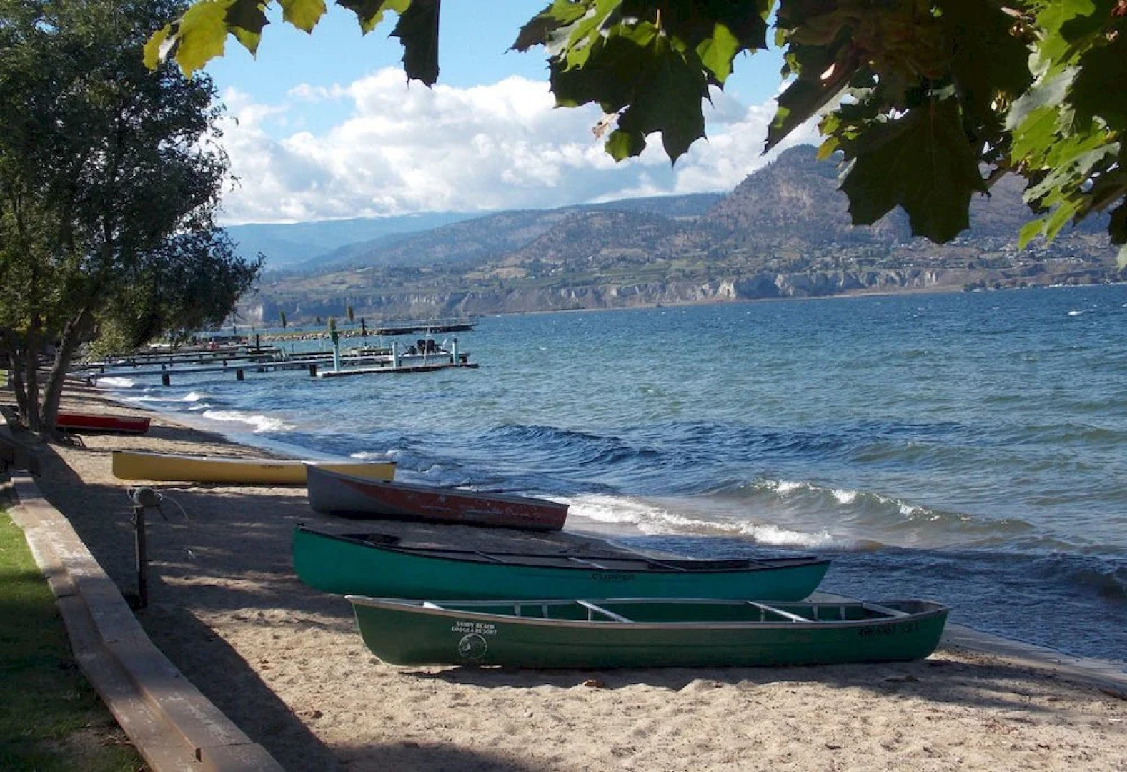 Sandy Beach Lodge & Resort