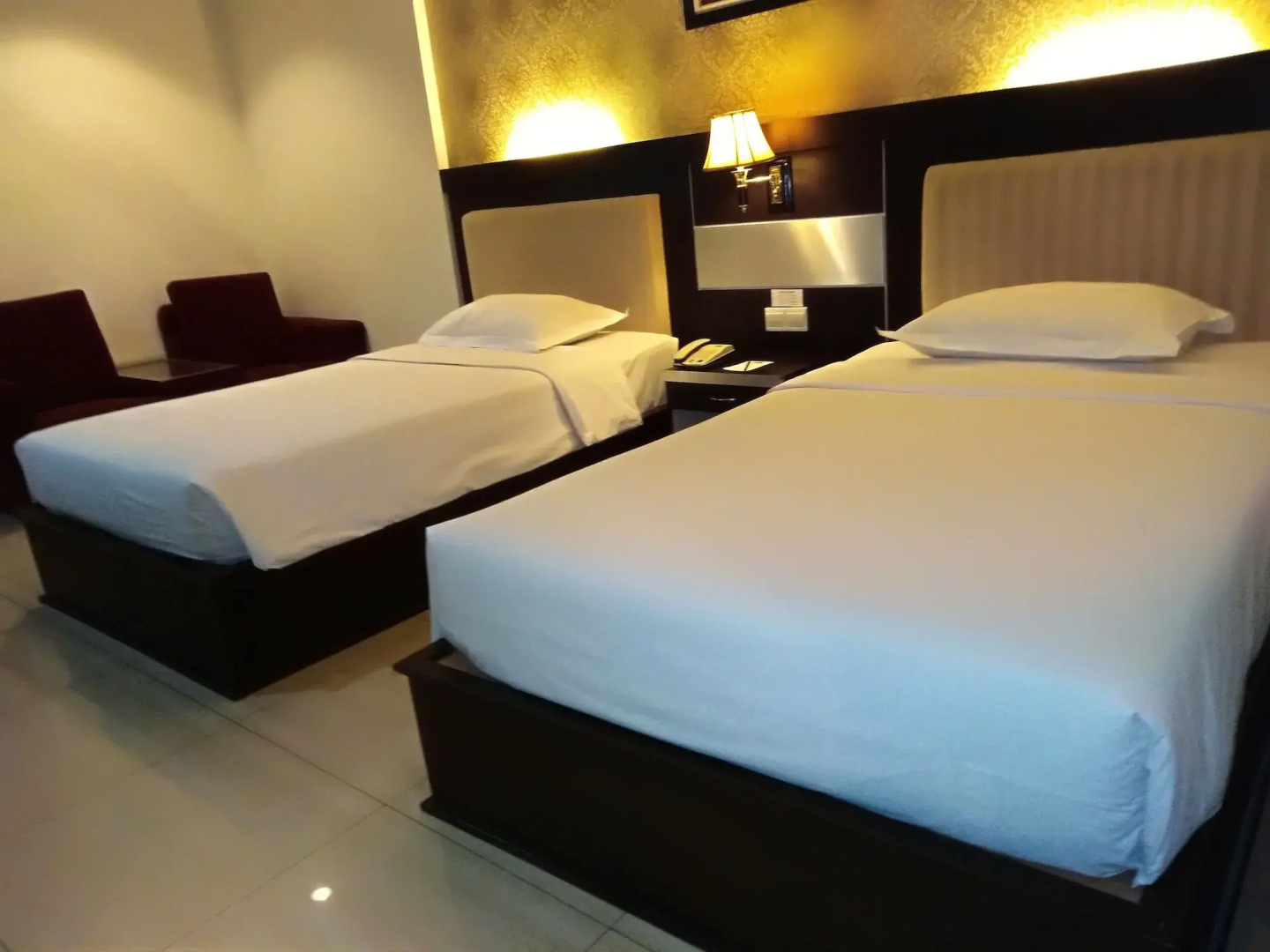 Zahra Syariah Hotel