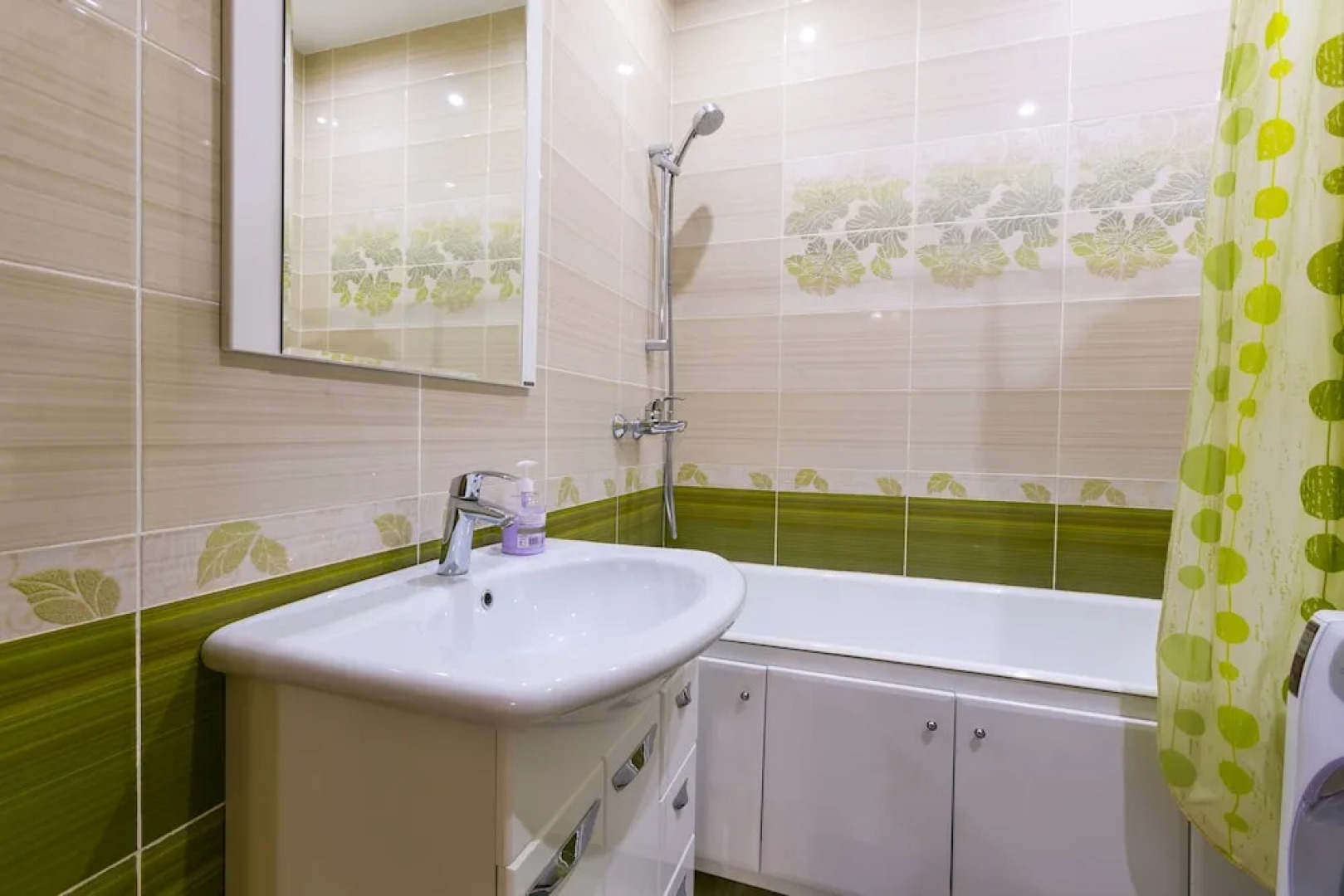 Апартаменты «Добрые сутки», Электромонтажный проезд, 11