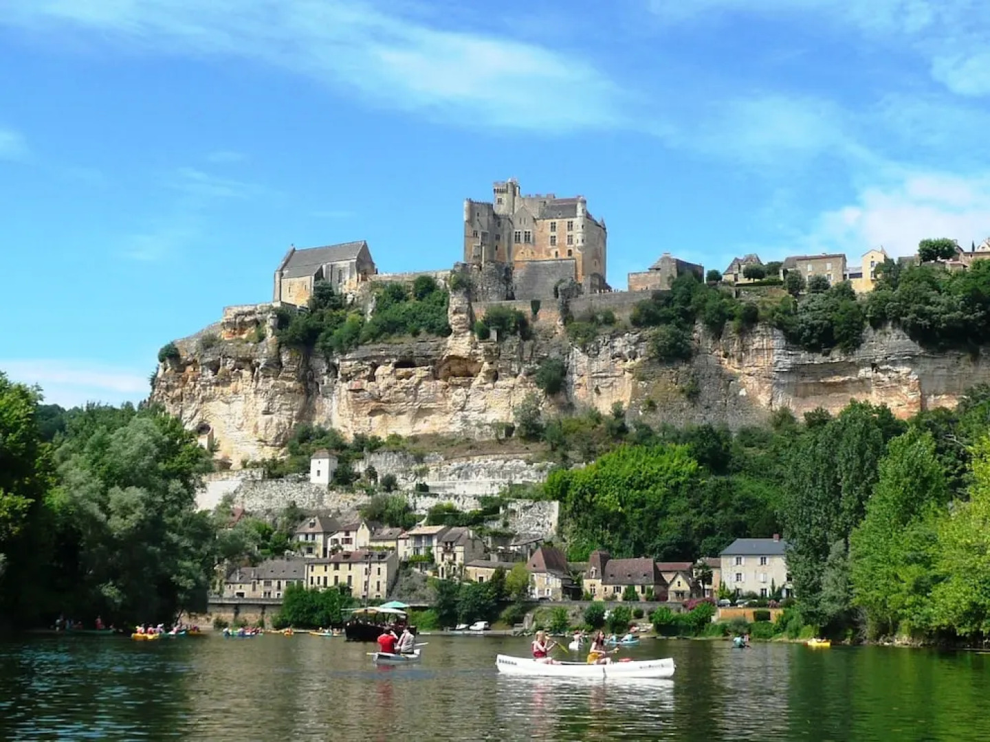 Detached House With Dishwasher in South Dordogne