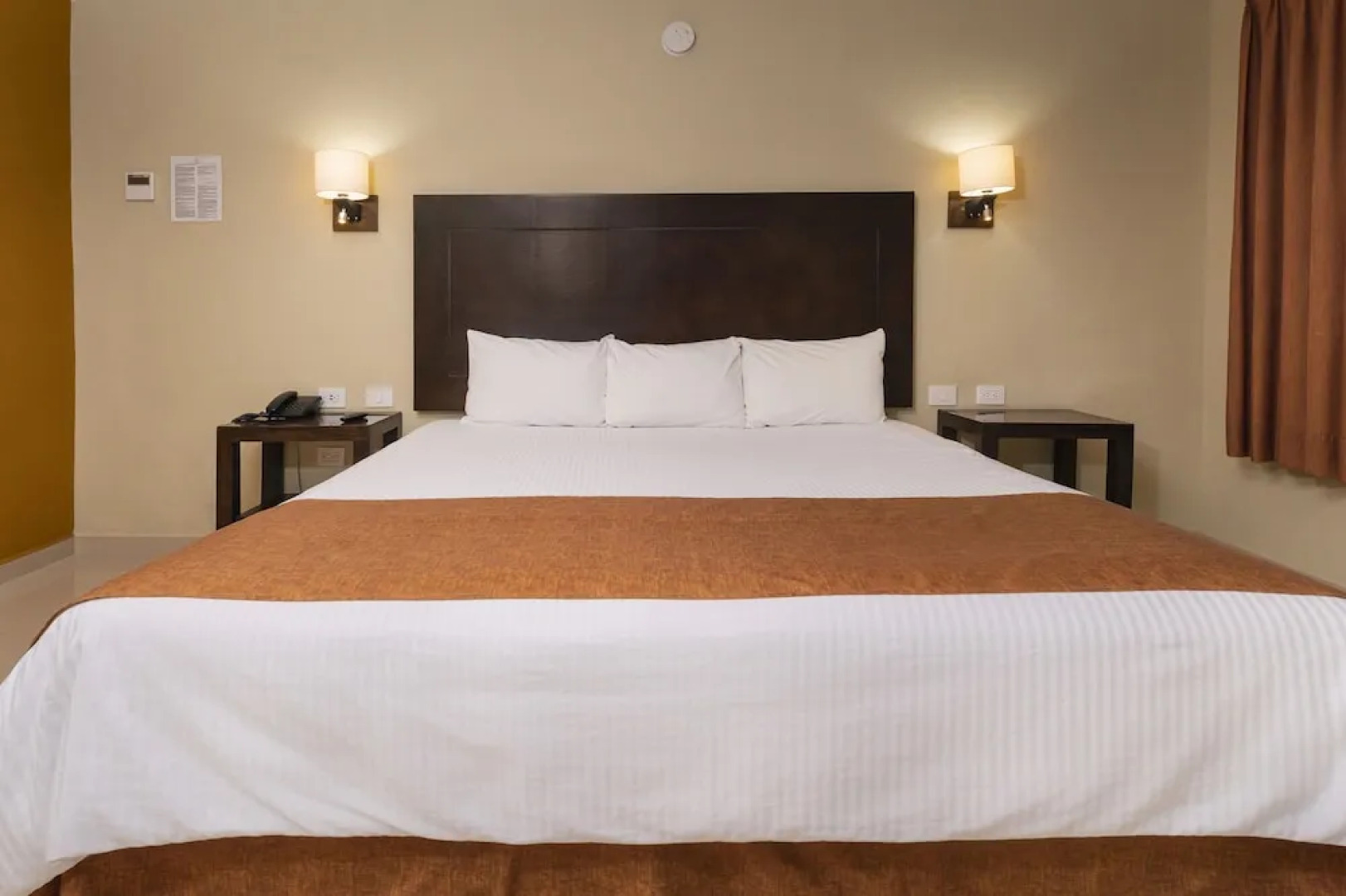 El Camino Hotel & Suites