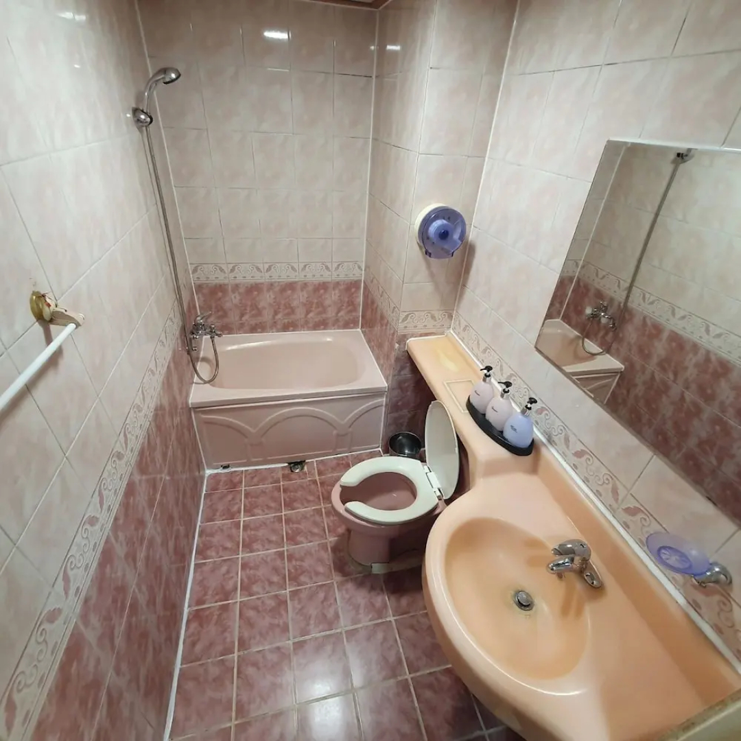 Seven Hostel
