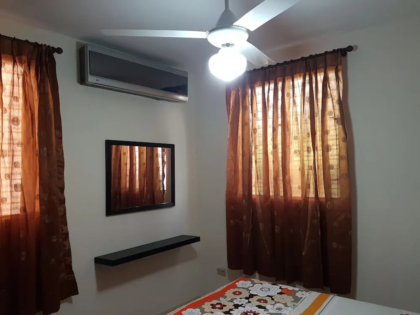 Apartamento hotel la Española