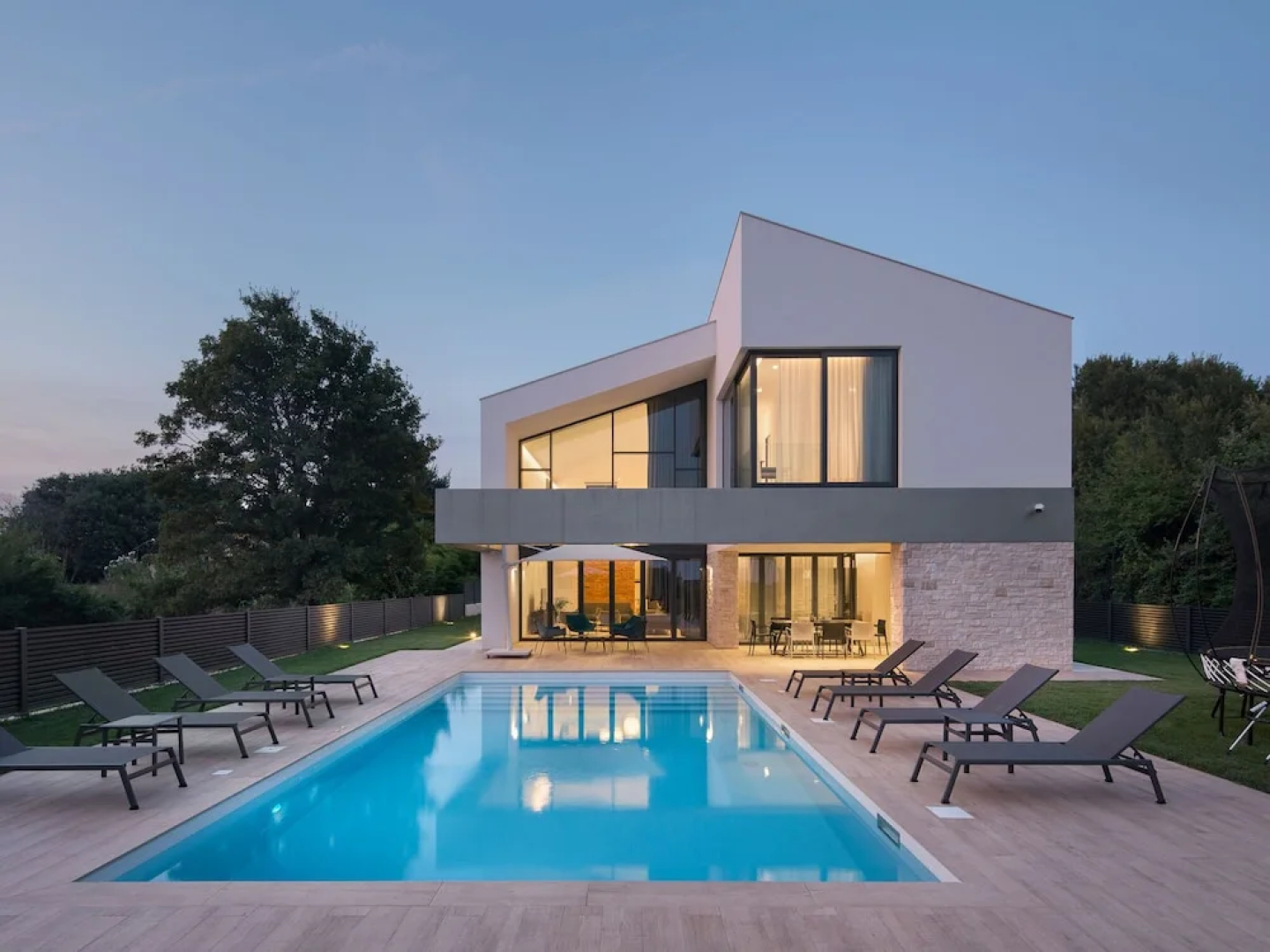 Luxury Villa in Ližnjan With Swimming Pool