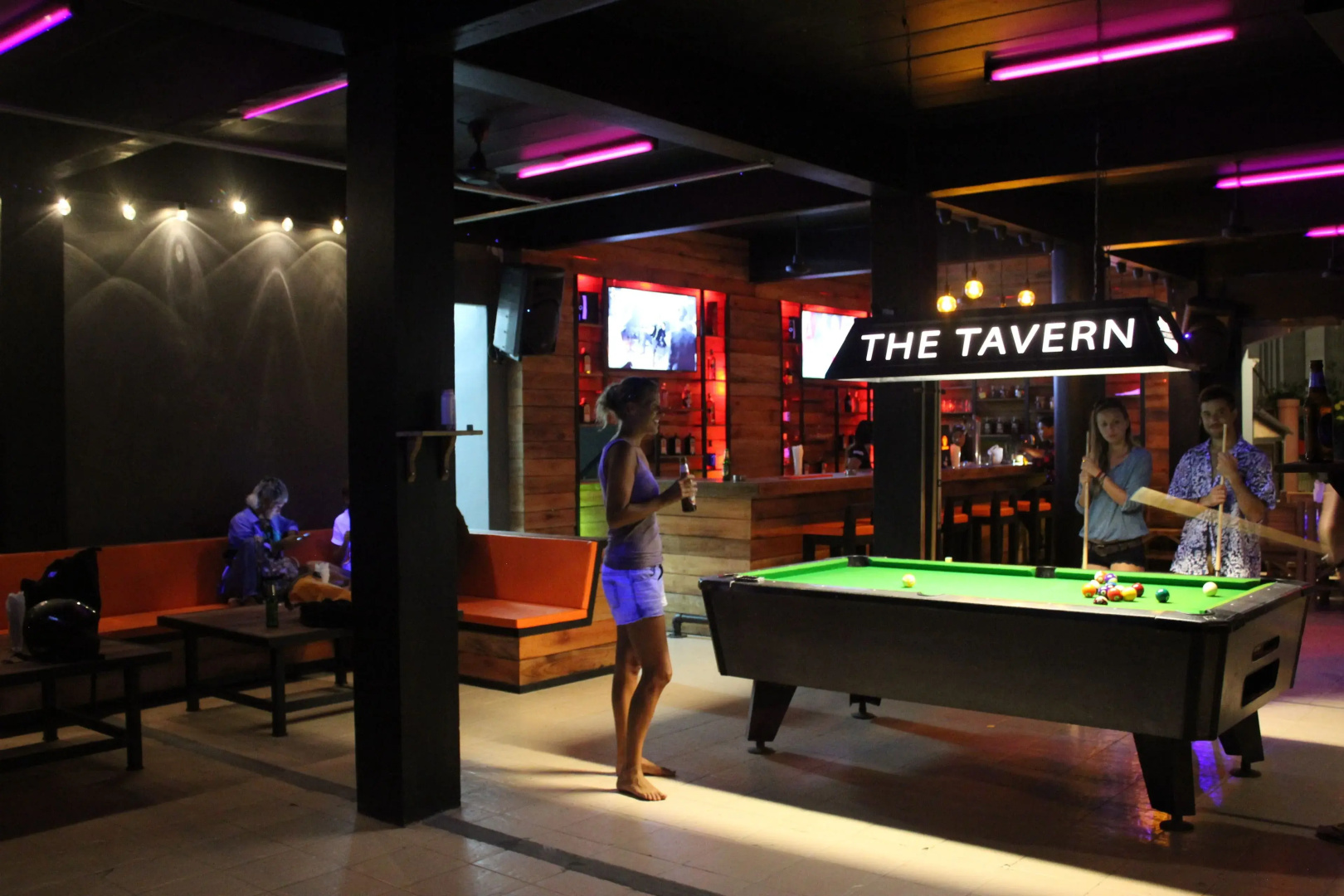 Asia Blue The Tavern Hacienda - Hostel