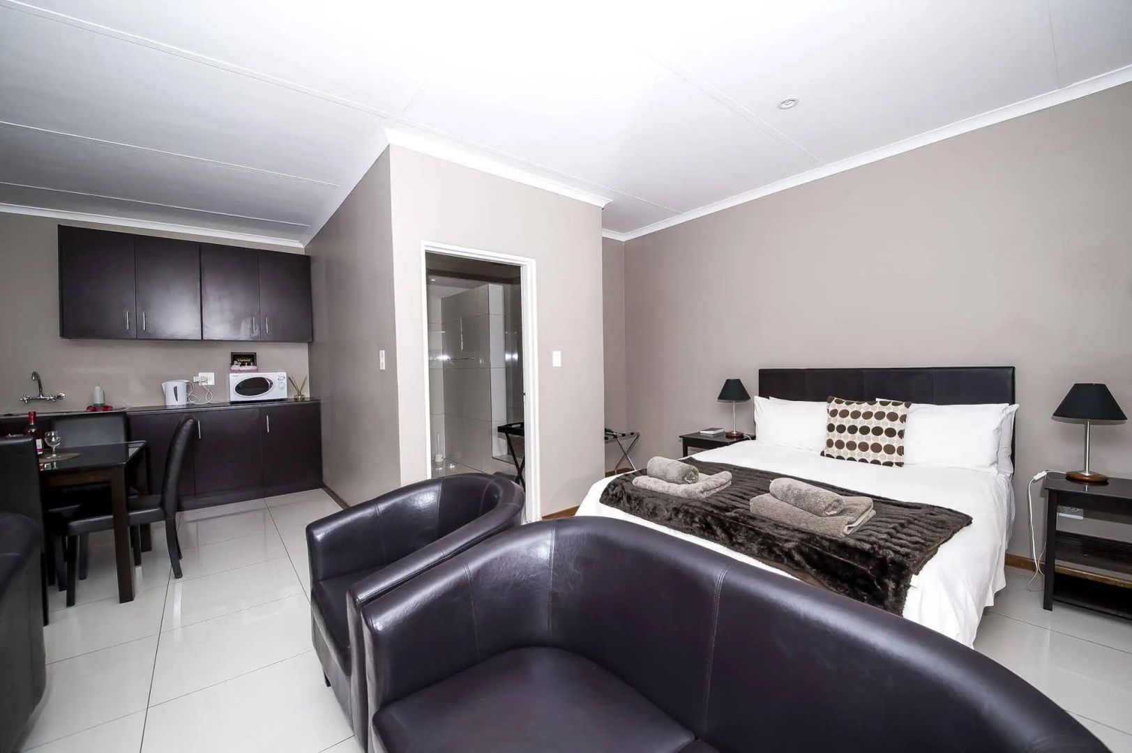 Kleinplasie Guesthouse