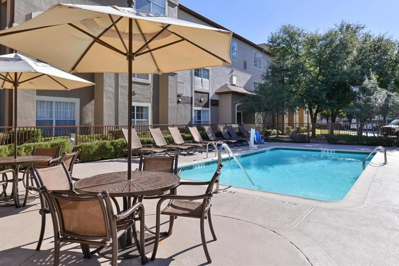 Staybridge Suites Dallas Addison