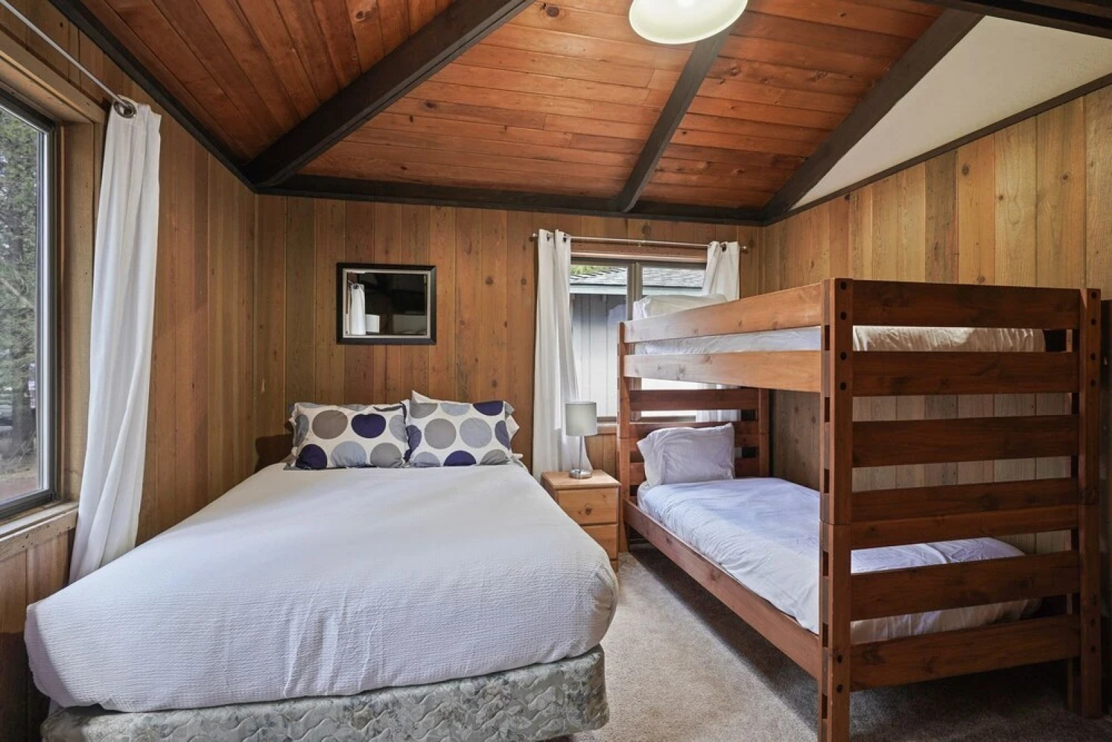 3 Killdeer Lane Pet Friendly Home 3 Minutes Walk from SHARC by RedAwning