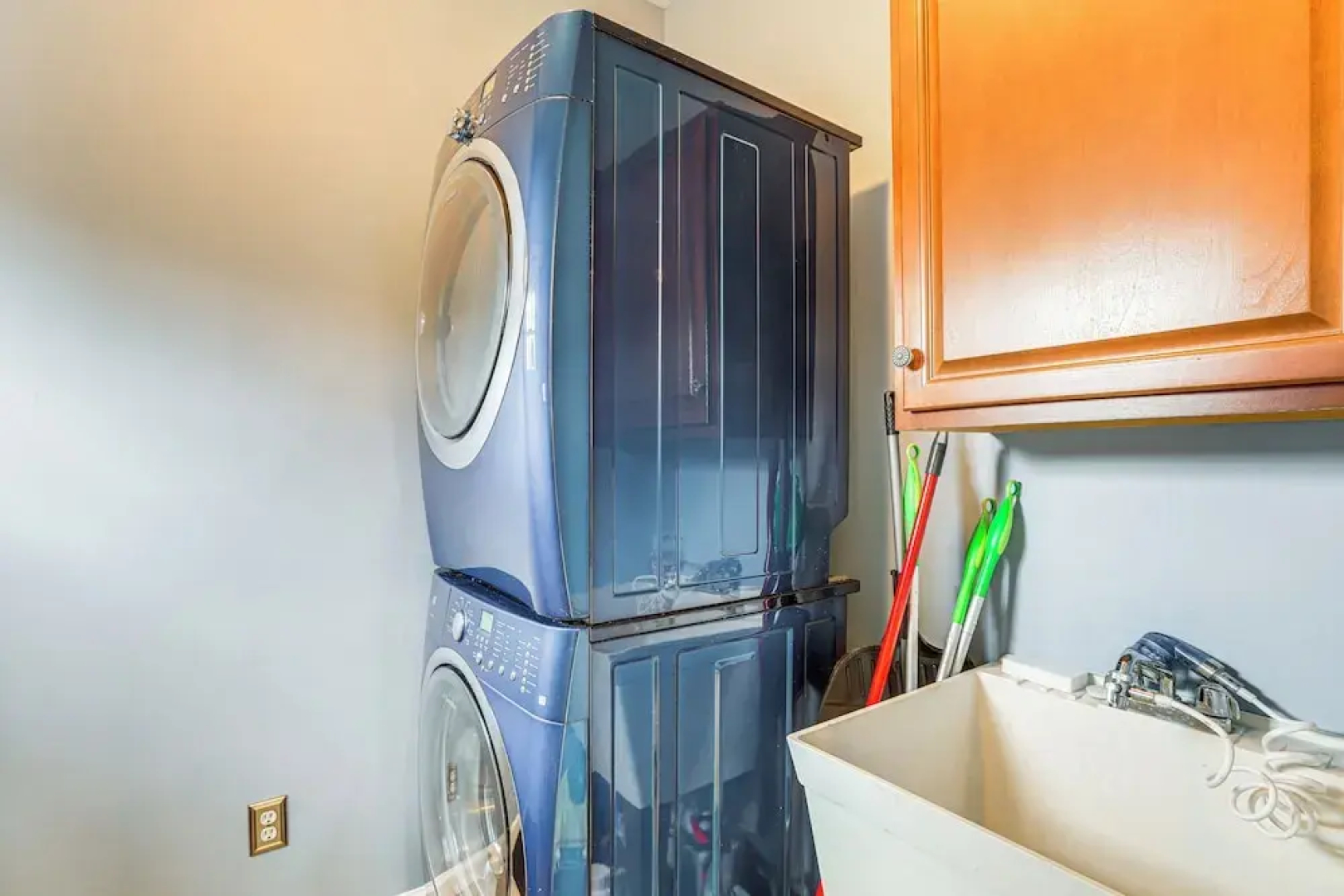 1 Mi to Jenkinson's Boardwalk: Family Gem w/ Grill