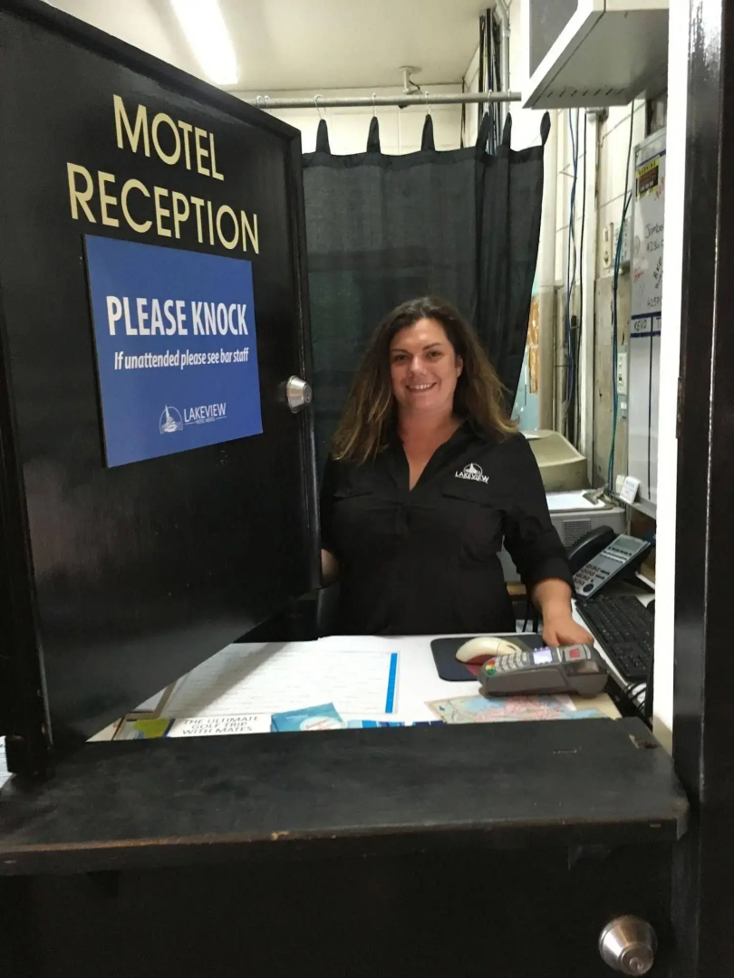 Lakeview Hotel Motel