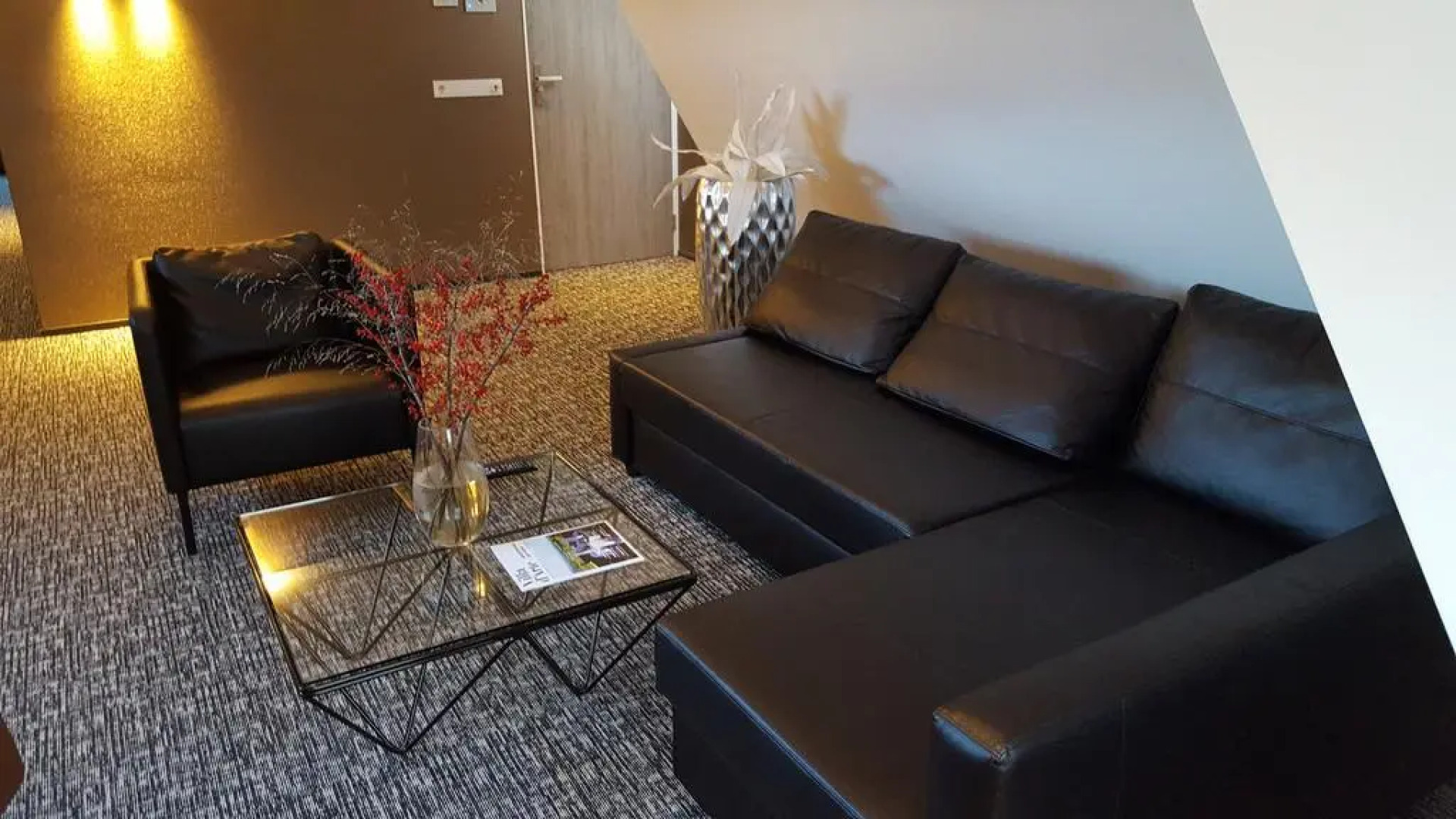 Apart Food and Drinks