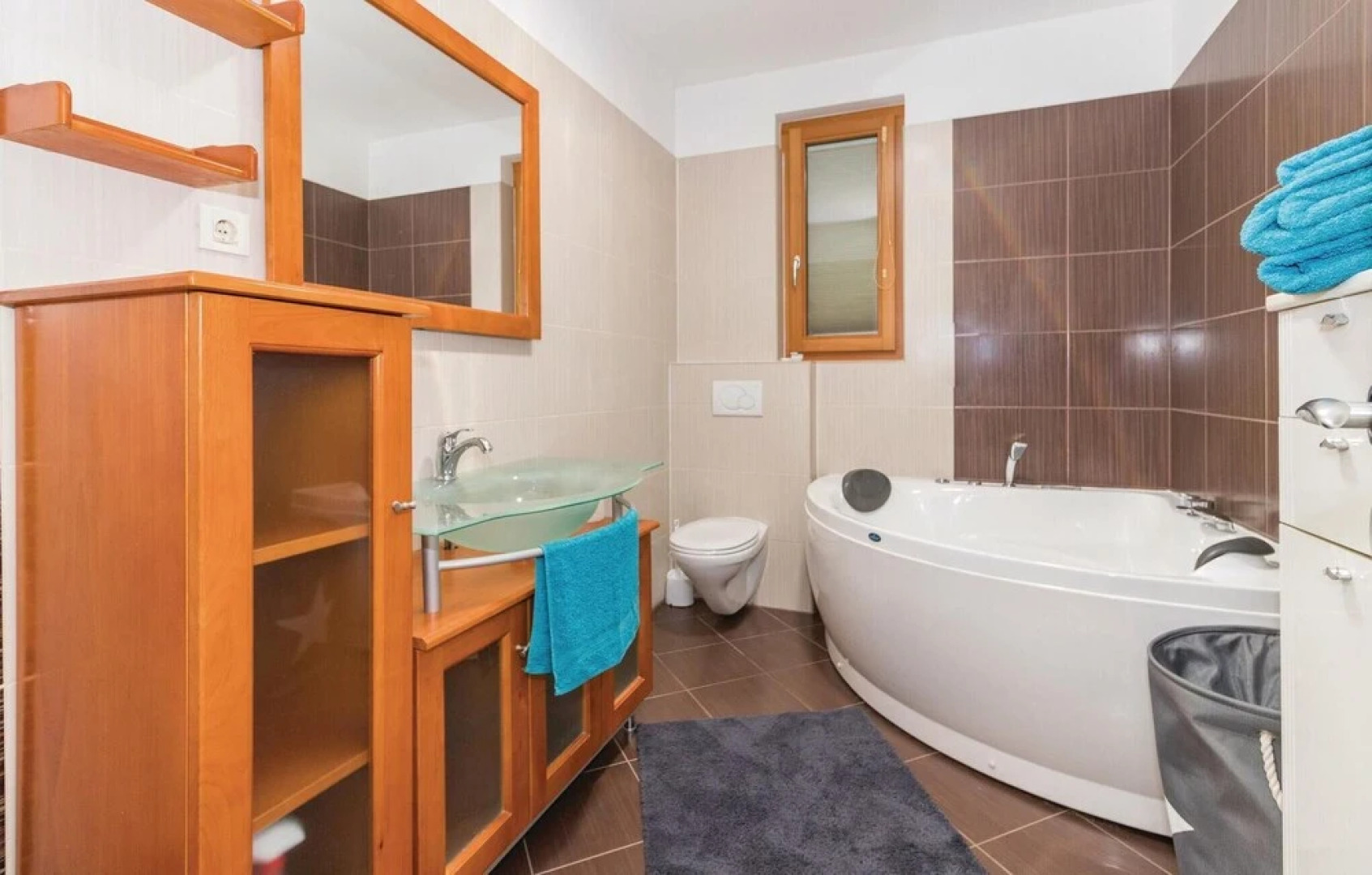 Awesome Home in Marcana With Wifi and 2 Bedrooms