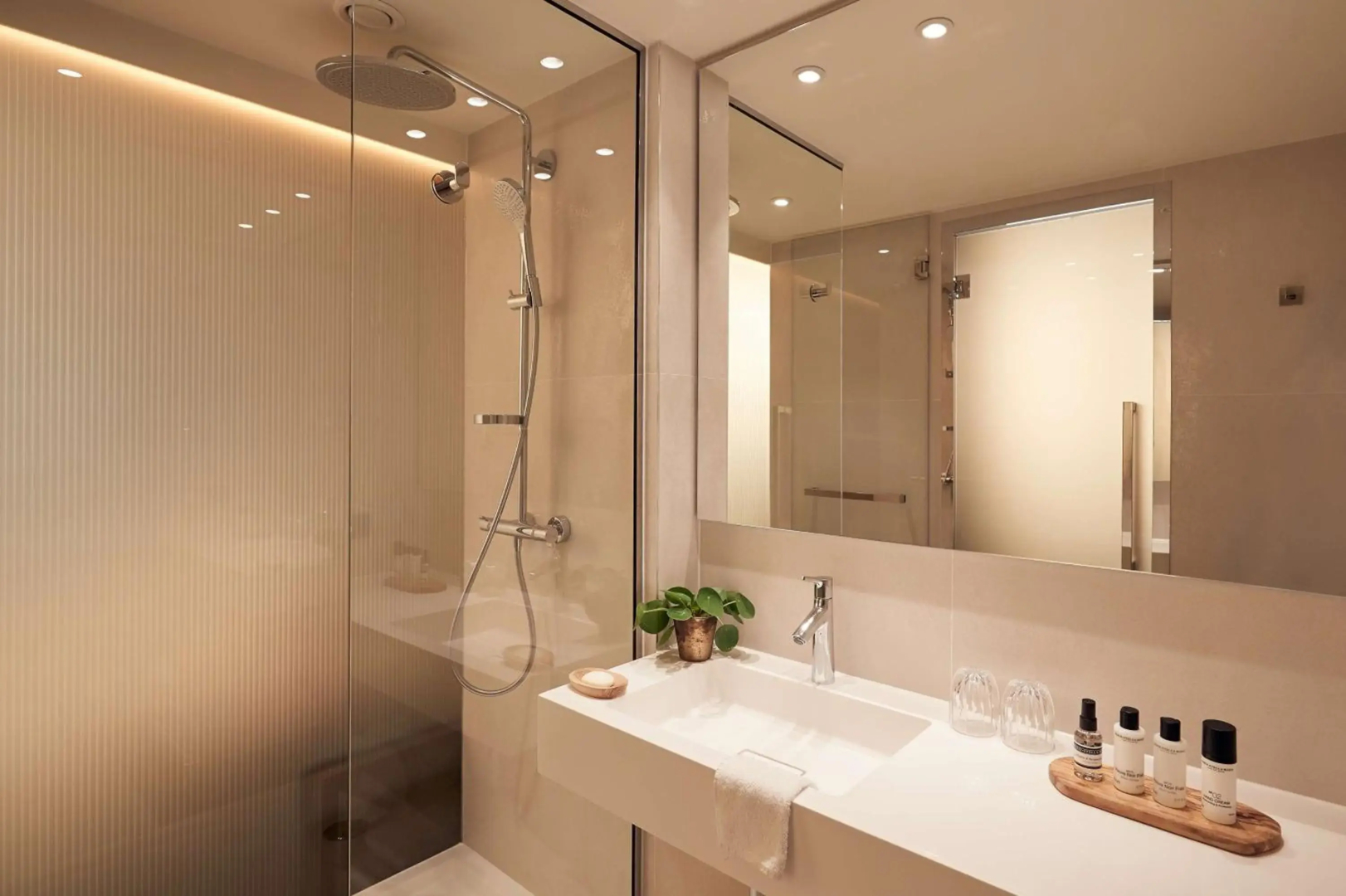 Hôtel Rochechouart, a Member of Design Hotels – Orso Hotel