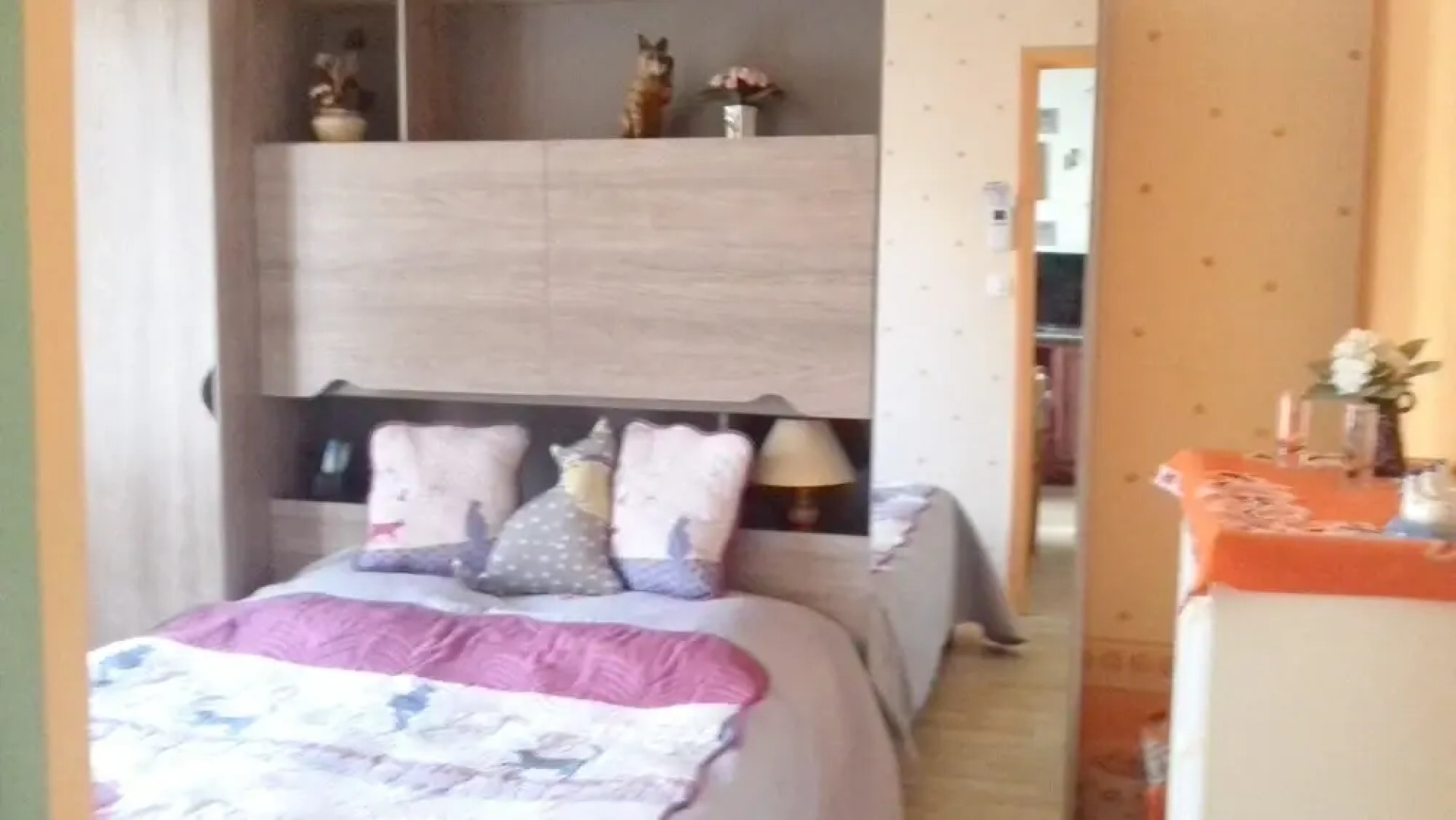 House With one Bedroom in La Croix-en-touraine, With Enclosed Garden and Wifi