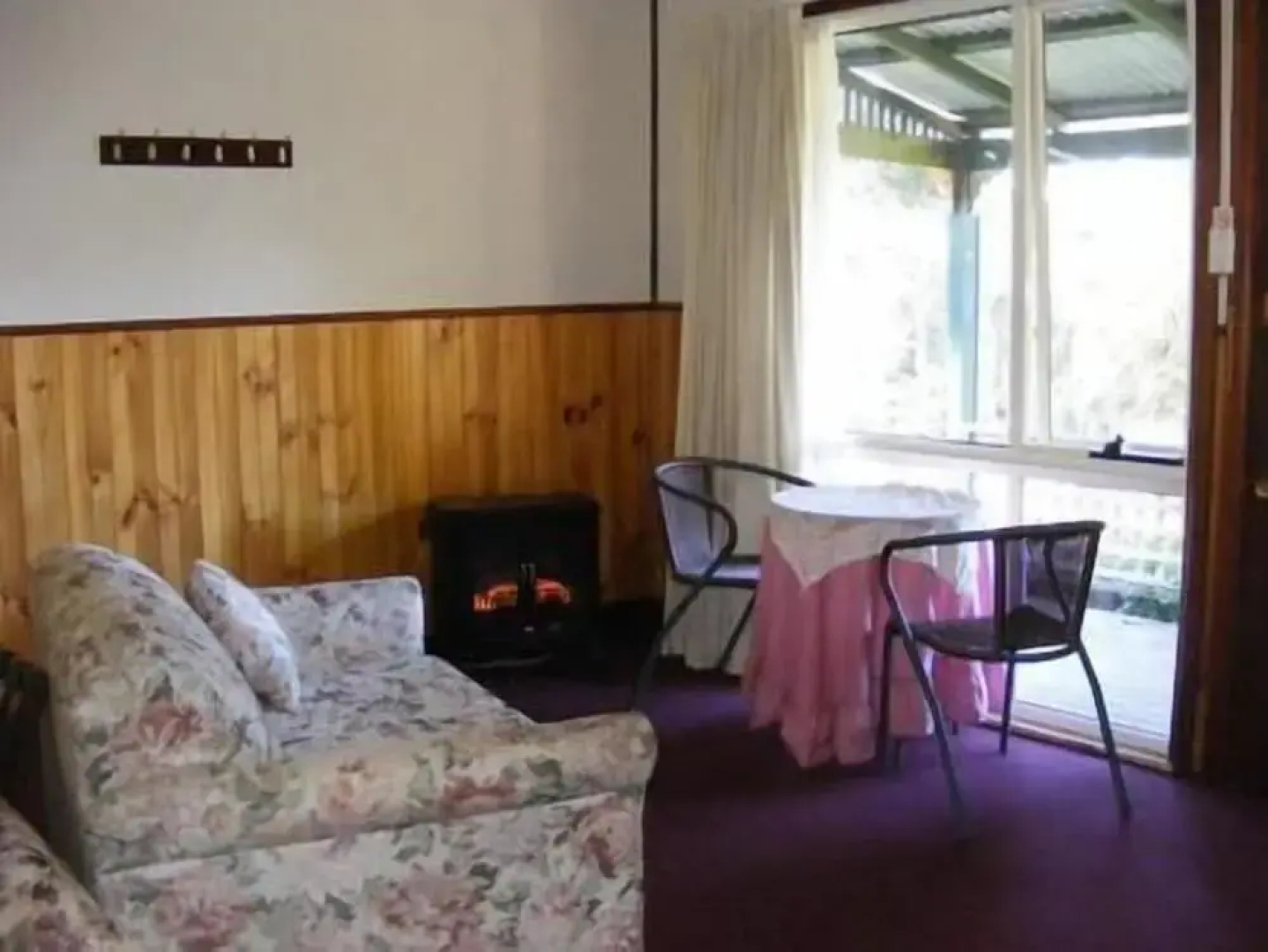Cedar Lodge Cabins