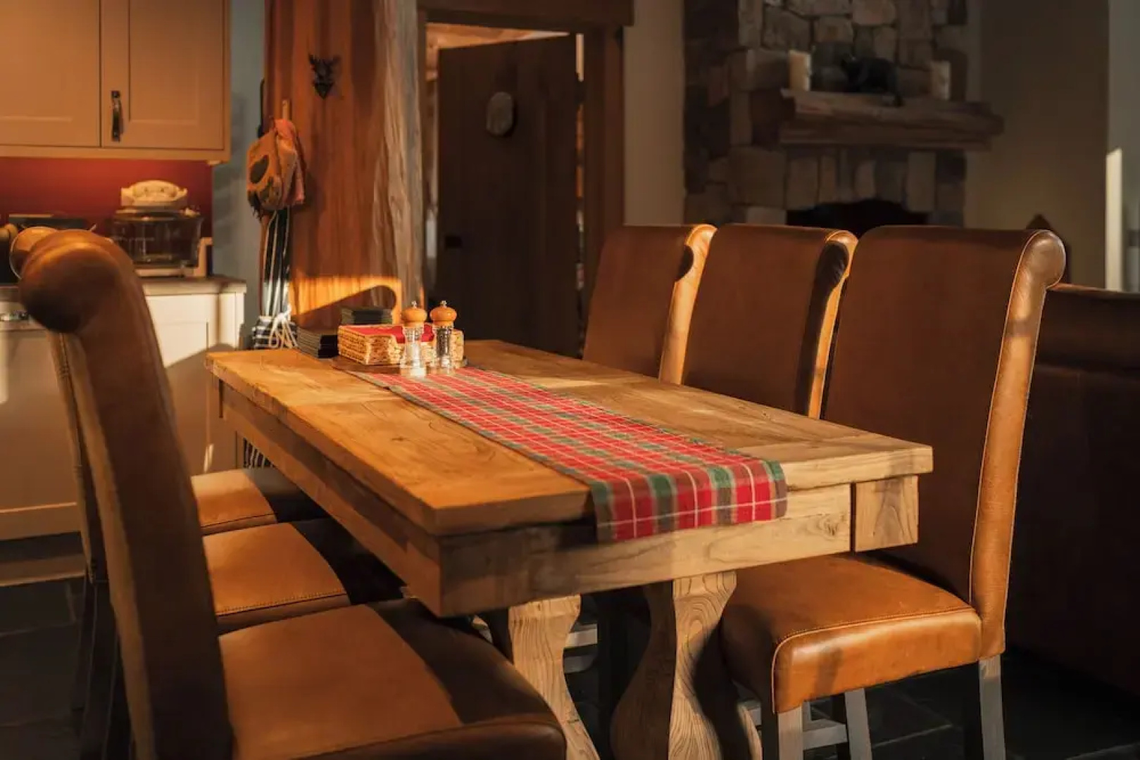 Caledonian Cabin