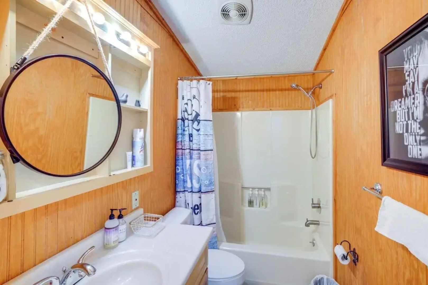 Fire Pit, Deck & Water Views: Athens Home!