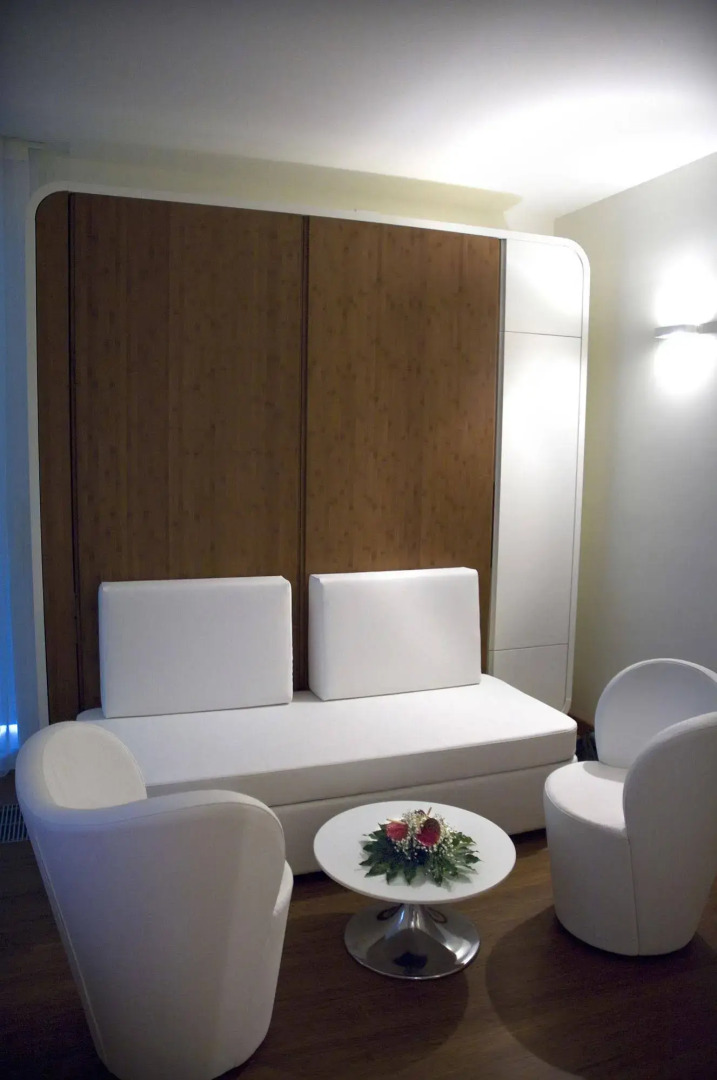 Trampolines Suite Hotel