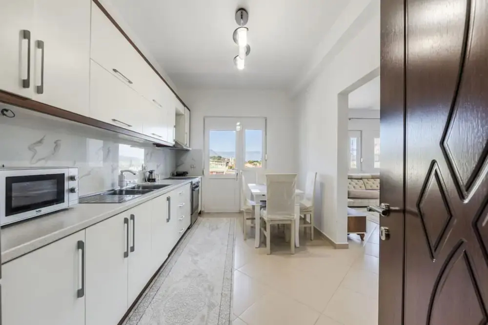 Hometown Apartment 2