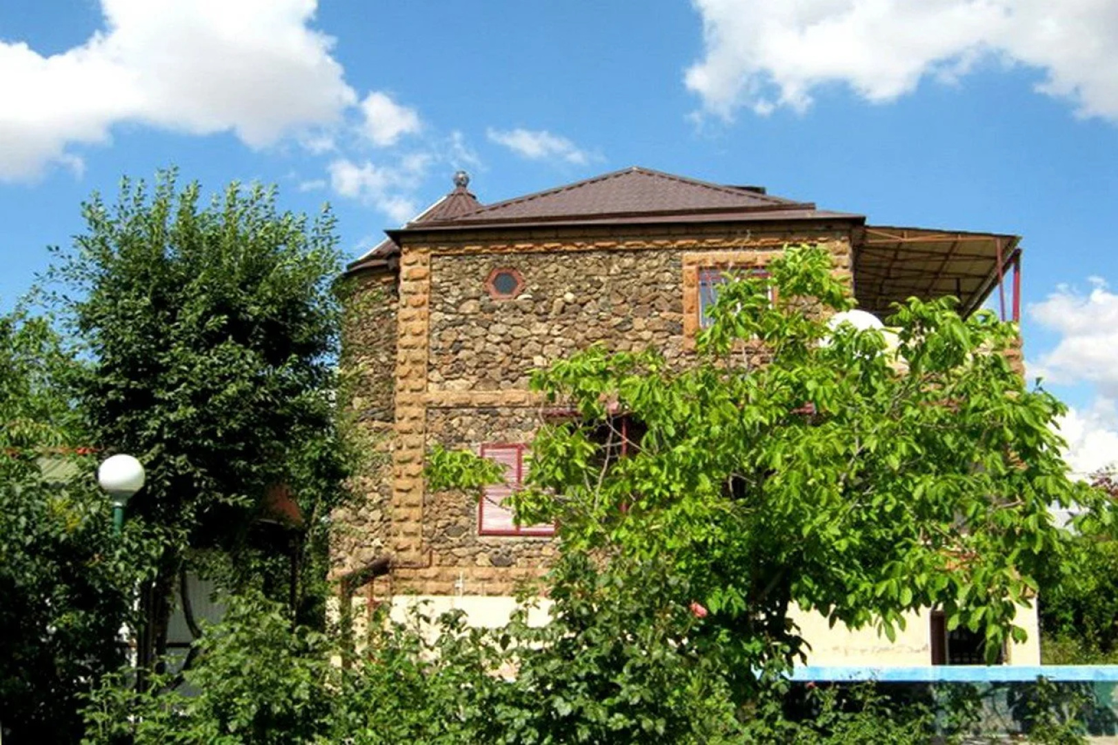  Three Jugs B&B