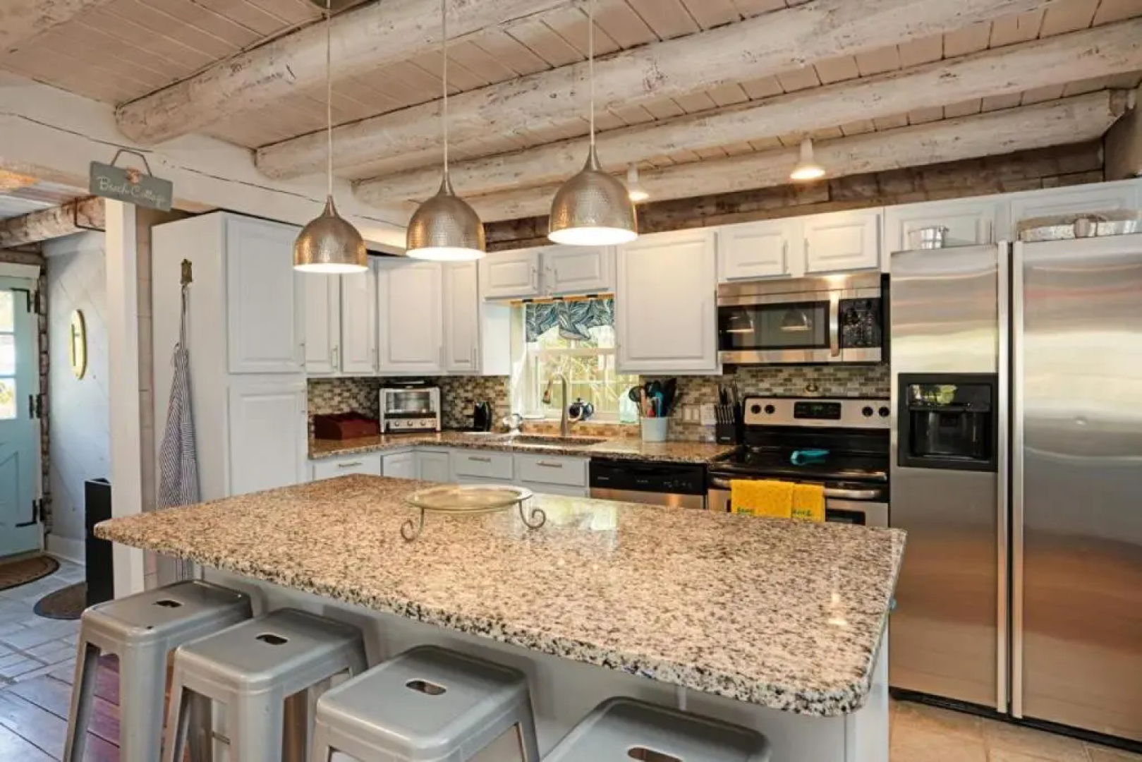 Blue Heaven by Oak Island Accommodations