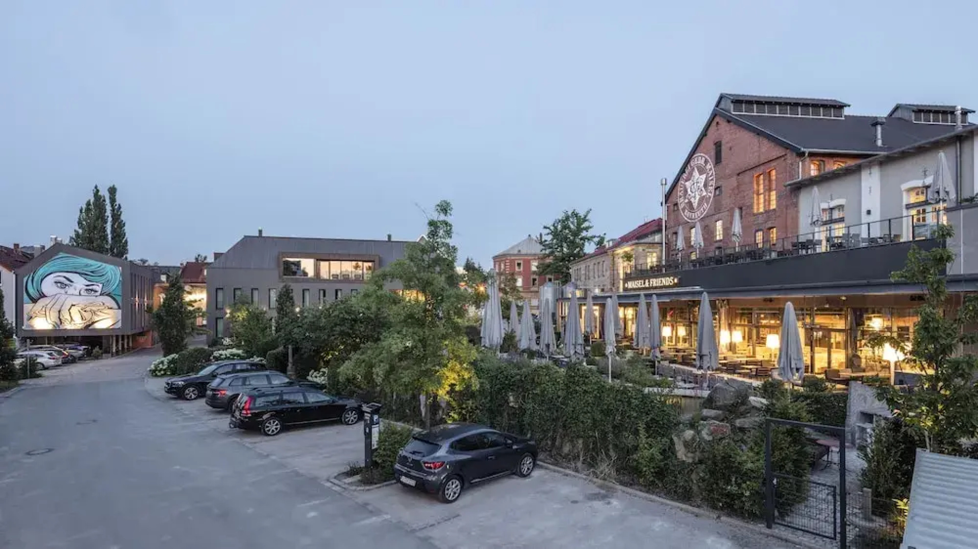 Liebesbier Urban Art & Smart Hotel