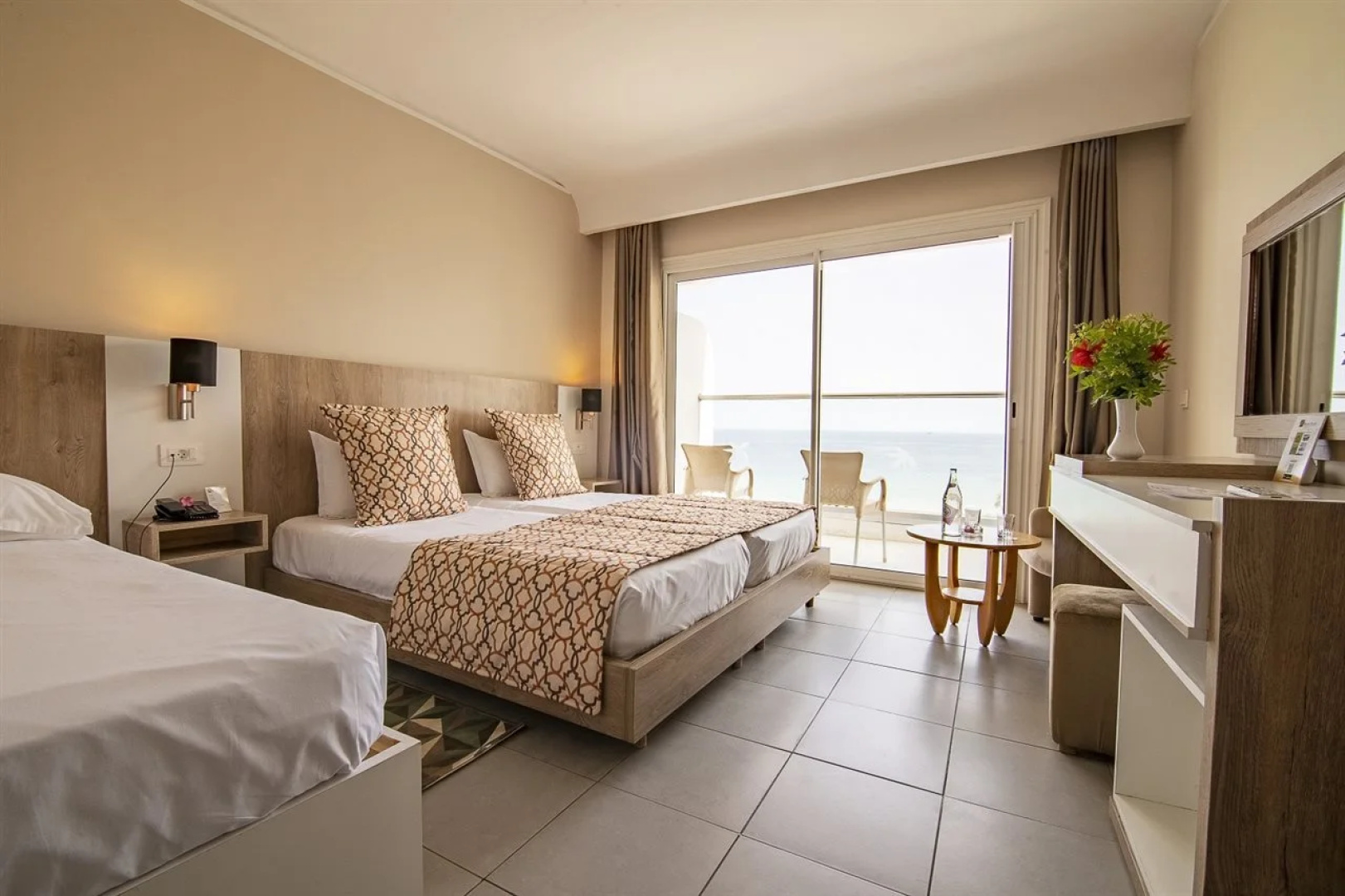 Курортный отель Riadh Palms Resort & Spa