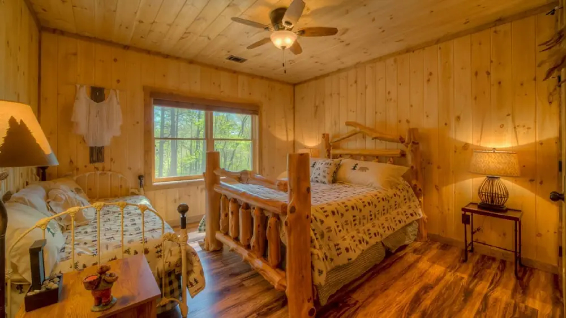 Buckingham Palace by Escape to Blue Ridge