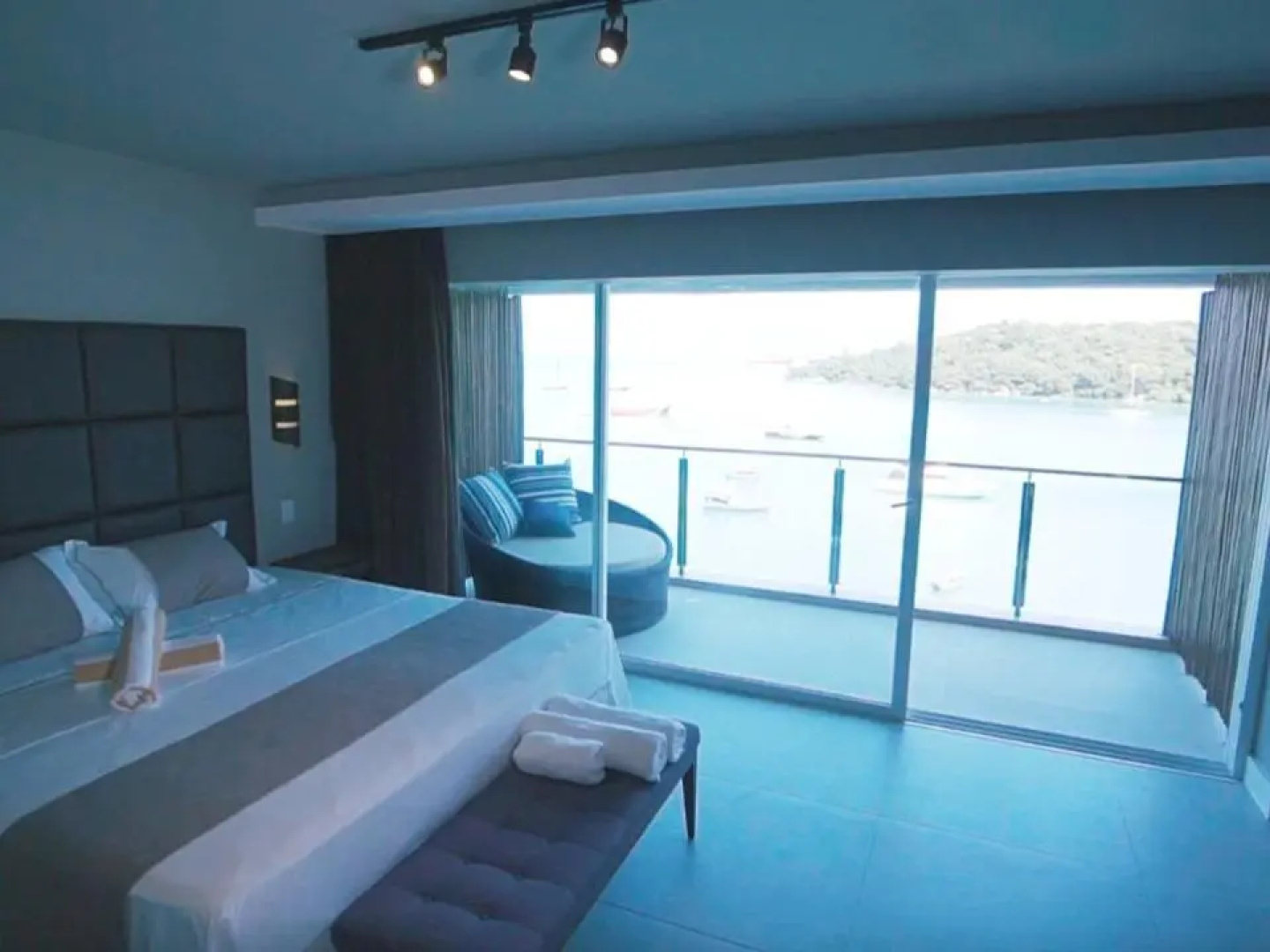 Caixa D'aço Exclusive Hotel