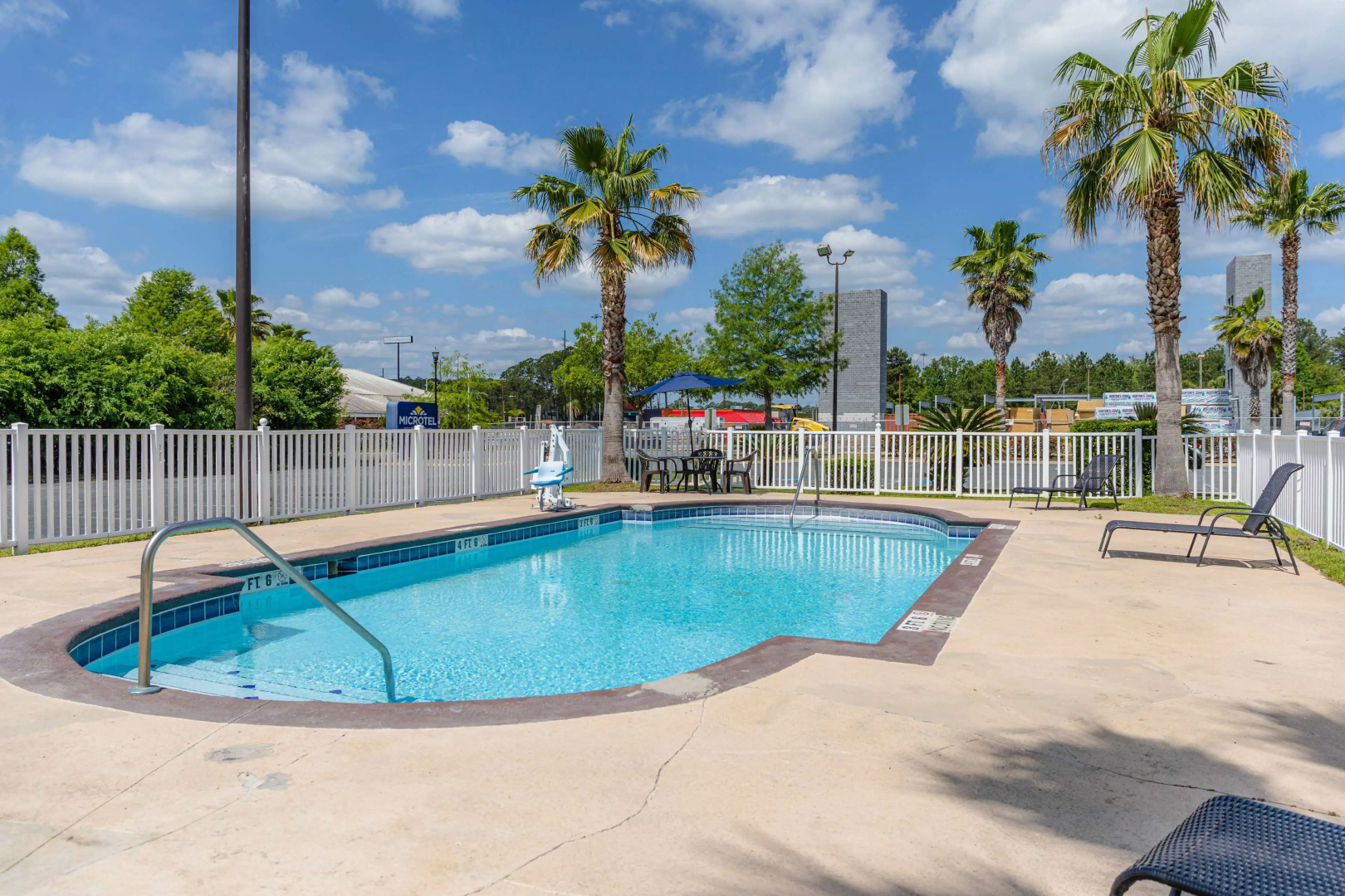 Microtel Inn & Suites by Wyndham Kingsland Naval Base I-95