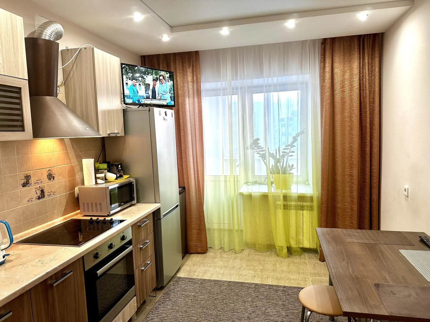 Фреш рум на улице Грибоедова, д 5, к.1