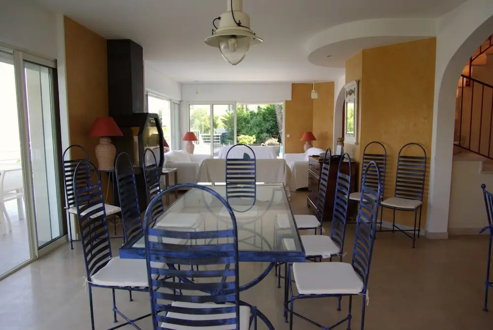 Villa Alamp