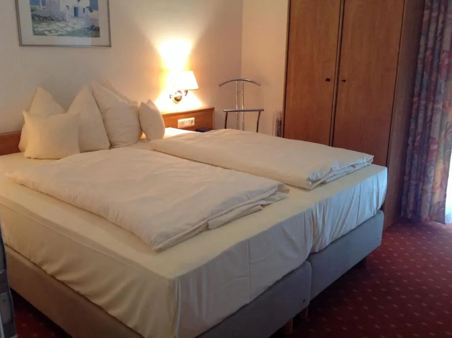 Ressmann`s Residence