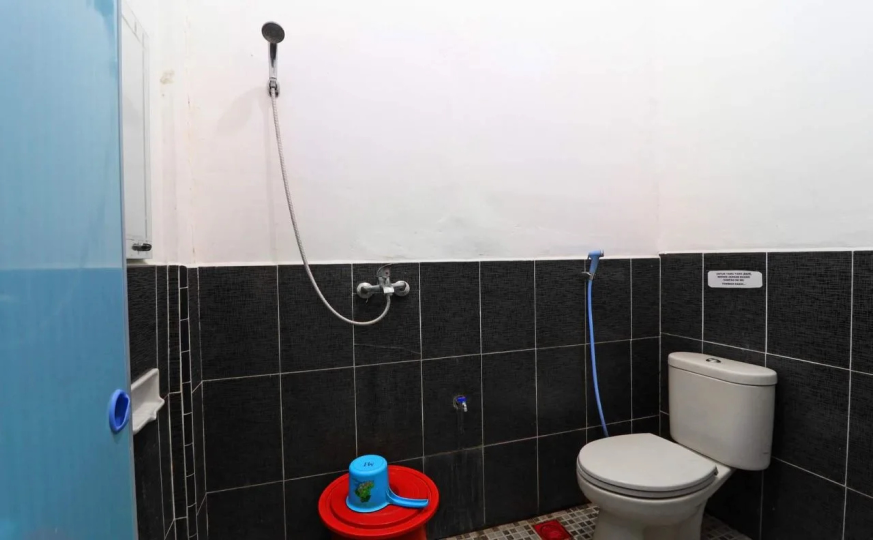 Hotel Rembulan & Karaoke