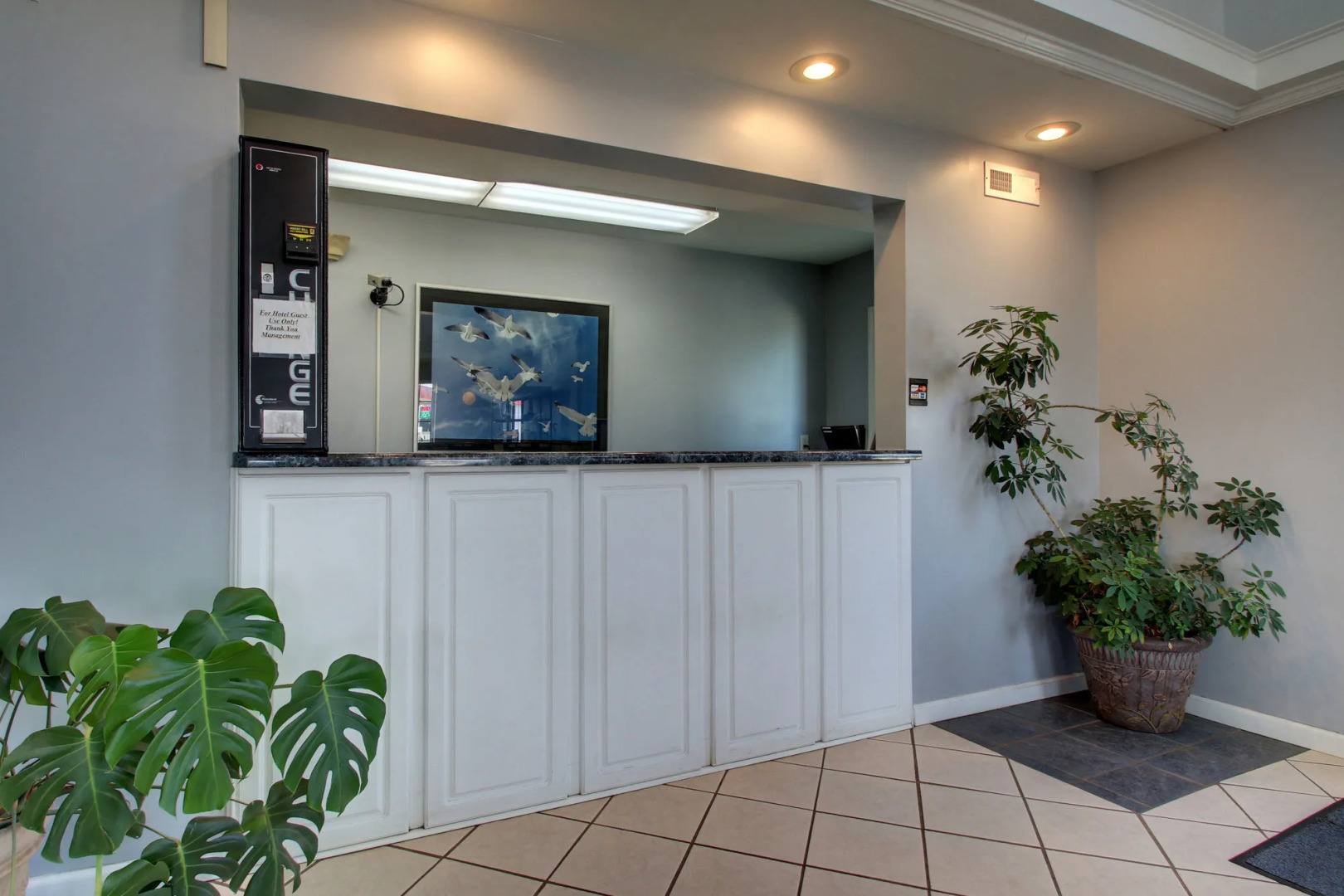 Key West Inn - Childersburg