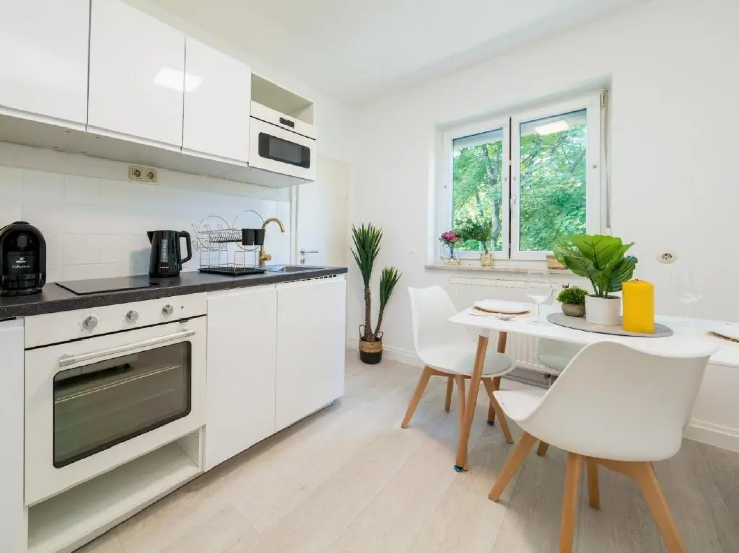 2OG Mitte Wunderschöne 68m² große 2-Zimmer City Wohnung nähe Salzburg