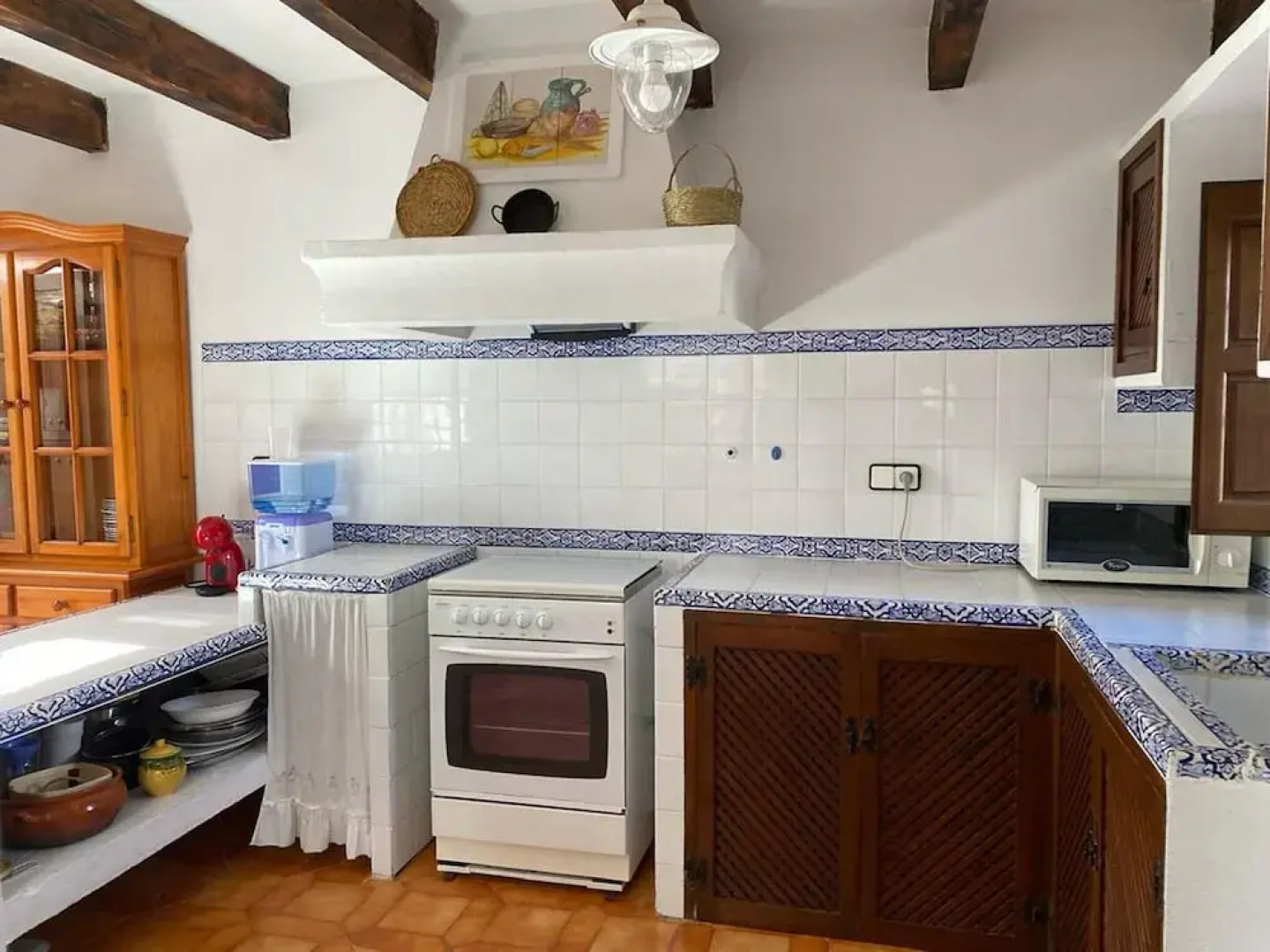 Spacious Holiday Home With Private Garden