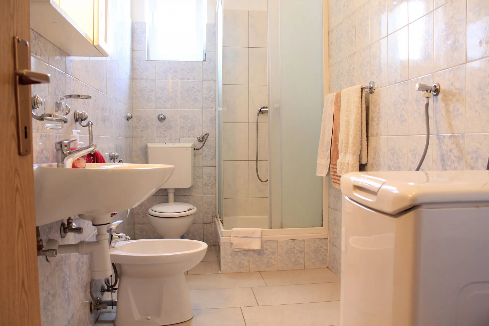 Apartment Vik - 250 m from beach A1 Brodarica, Riviera Sibenik