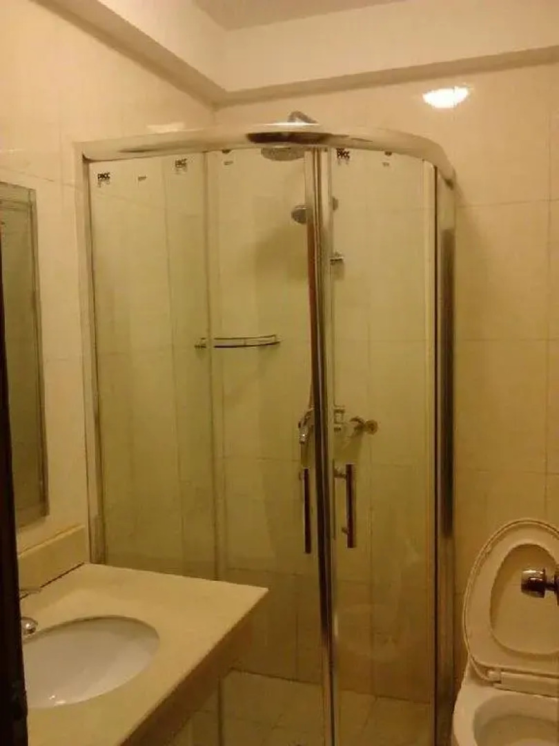 Longyi Business Hotel