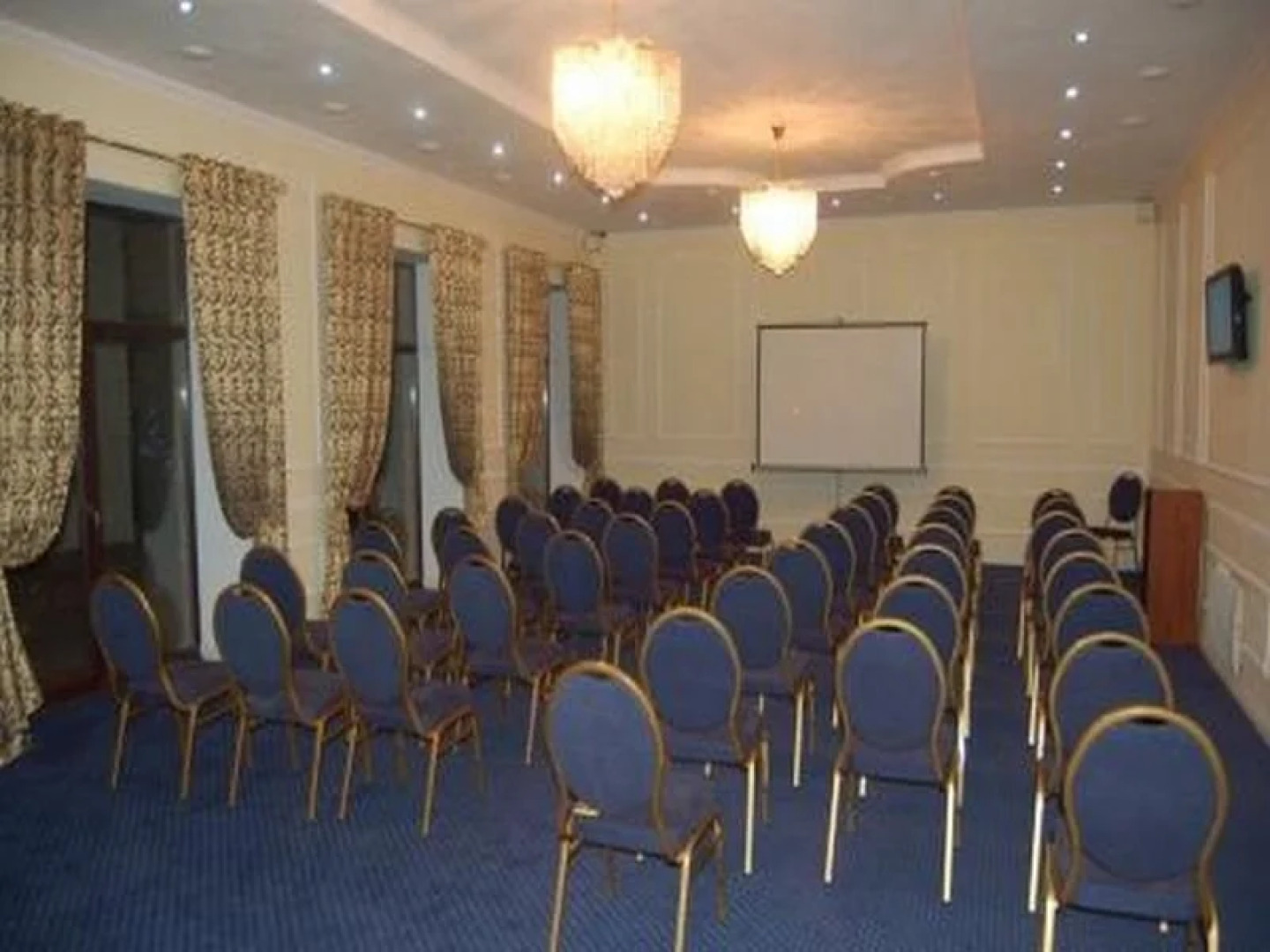 Капри Отель